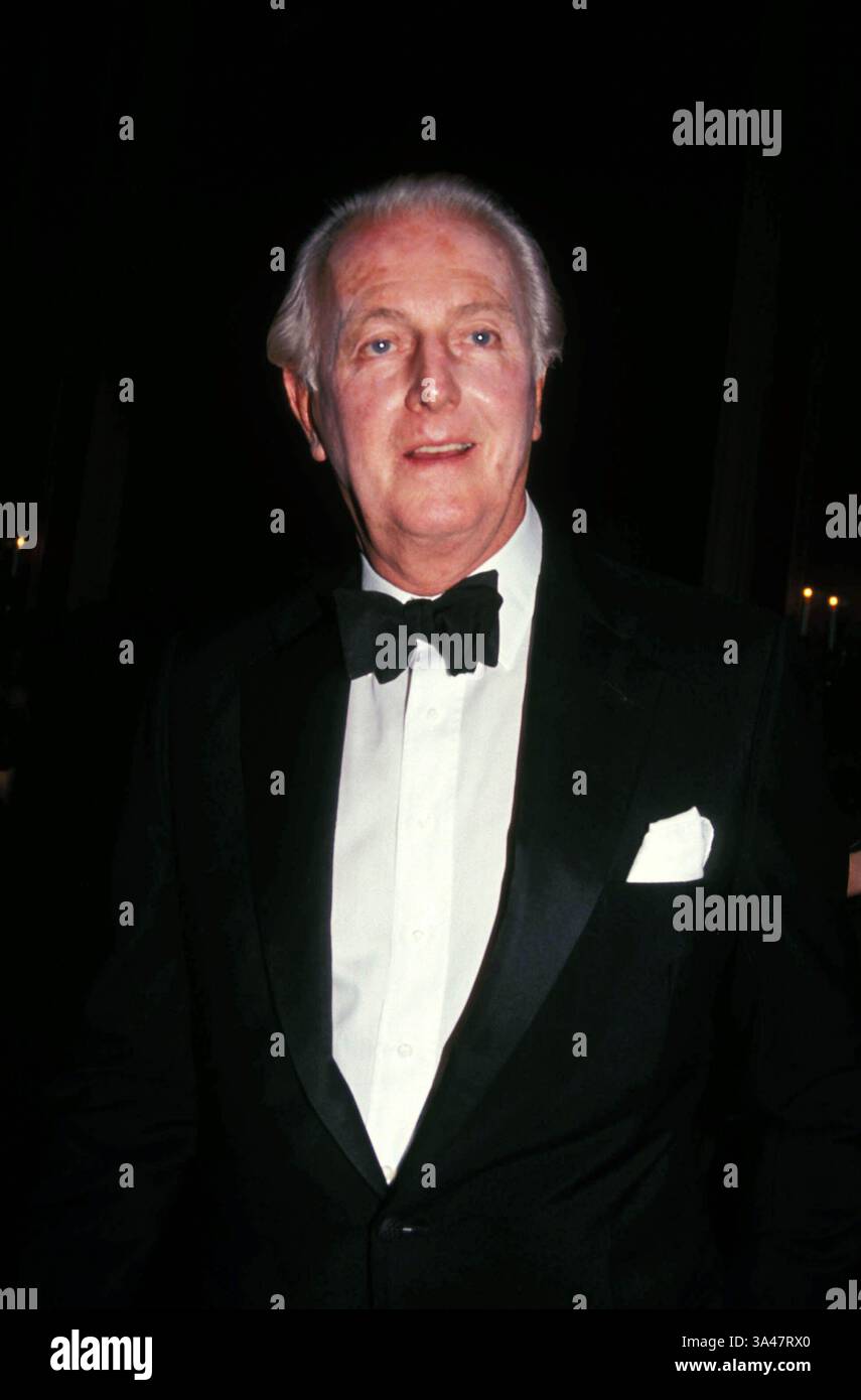 11 LUGLIO 2007 - HUBERT DE GIVENCHY WALDORF ASTORIA NEW YORK CITY 1991. ROSE HARTMAN- PHOTOS(immagine di credito: © Globe Photos/ZUMAPRESS.com) Foto Stock