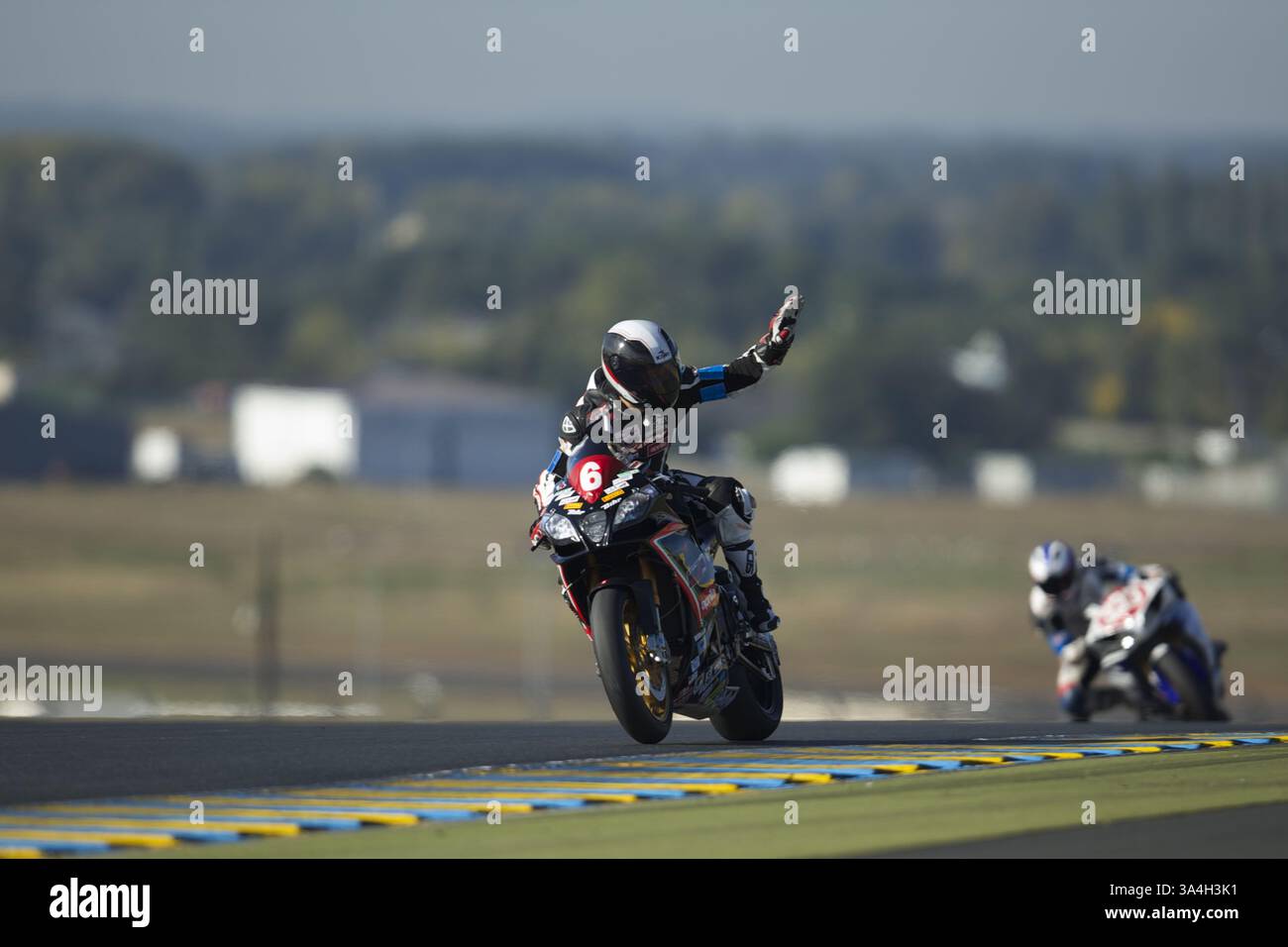 20 settembre 2014 - le Mans, Sarthe, Francia - Aprilia le Mans 2 Roues (fra) Aprilia RSV4 (6) Blue rider PETER POLESSO (fra) durante la 2a sessione di qualificazione della 24 ore moto di le Mans sul circuito Bugatti per il World Endurance Championship 2014 (Credit Image: © Pierre Stevenin/ZUMA Wire) Foto Stock