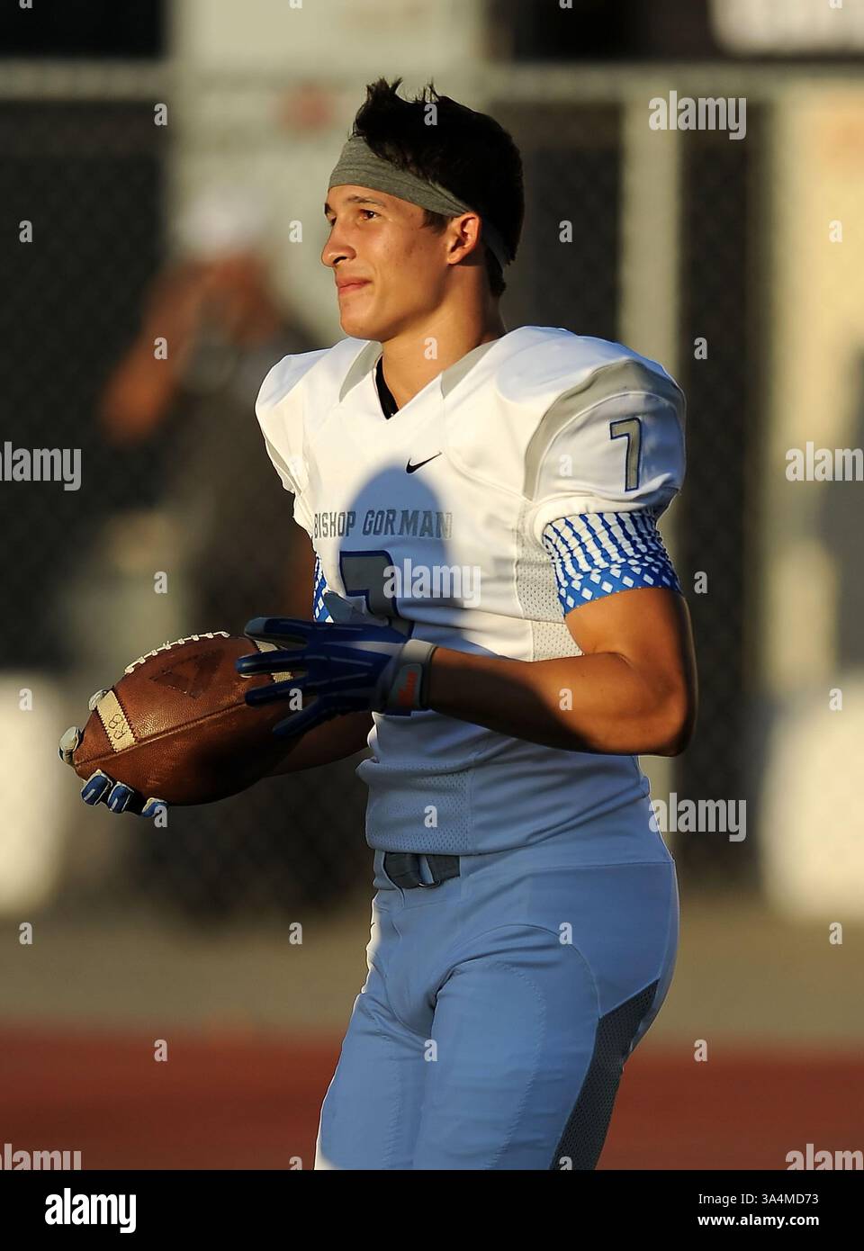 12 settembre 2014 Corona, CA. Bishop Gorman running back Biaggio Walsh #7.CIF-SS Prep Football Varsity Bishop Gorman vs. Centennial Corona..Louis Lopez/Modern Exposure(immagine di credito: © Louis Lopez/Cal Sport Media/ZUMAPRESS.com) Foto Stock
