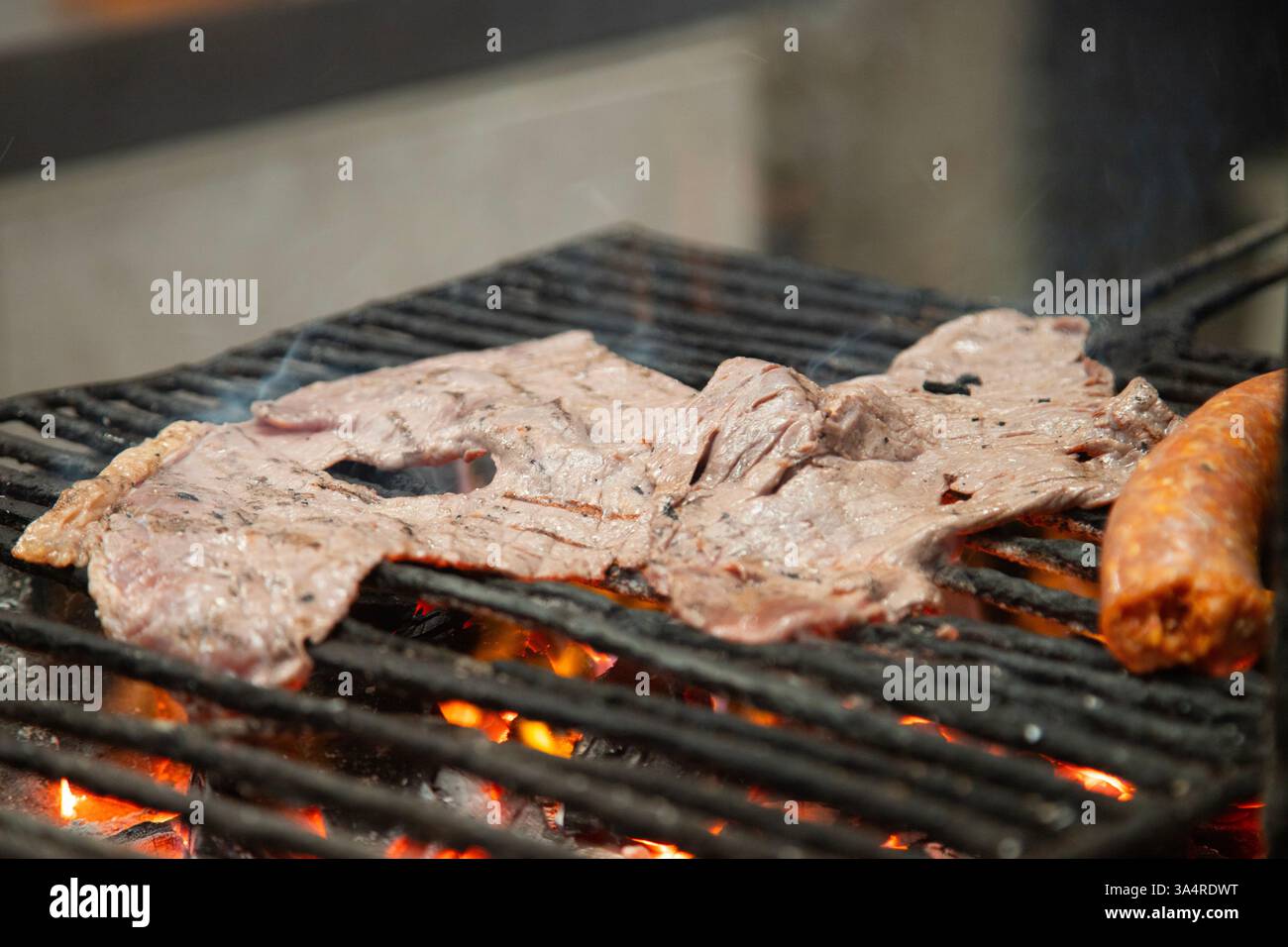 Manzo jerky barbacoa è il piatto tradizionale di Atlixco nella regione di Puebla in Messico. Foto Stock