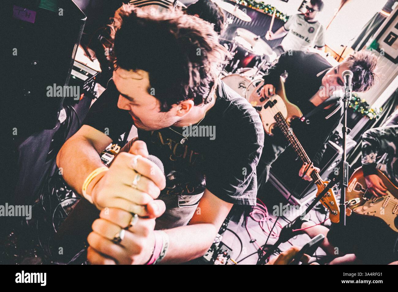 14 marzo 2025 - Austin, Texas: I Gurriers si esibiscono al Dead Rabbit durante il SXSW 2025. Foto: Thomas Jackson / Alamy Live News Foto Stock