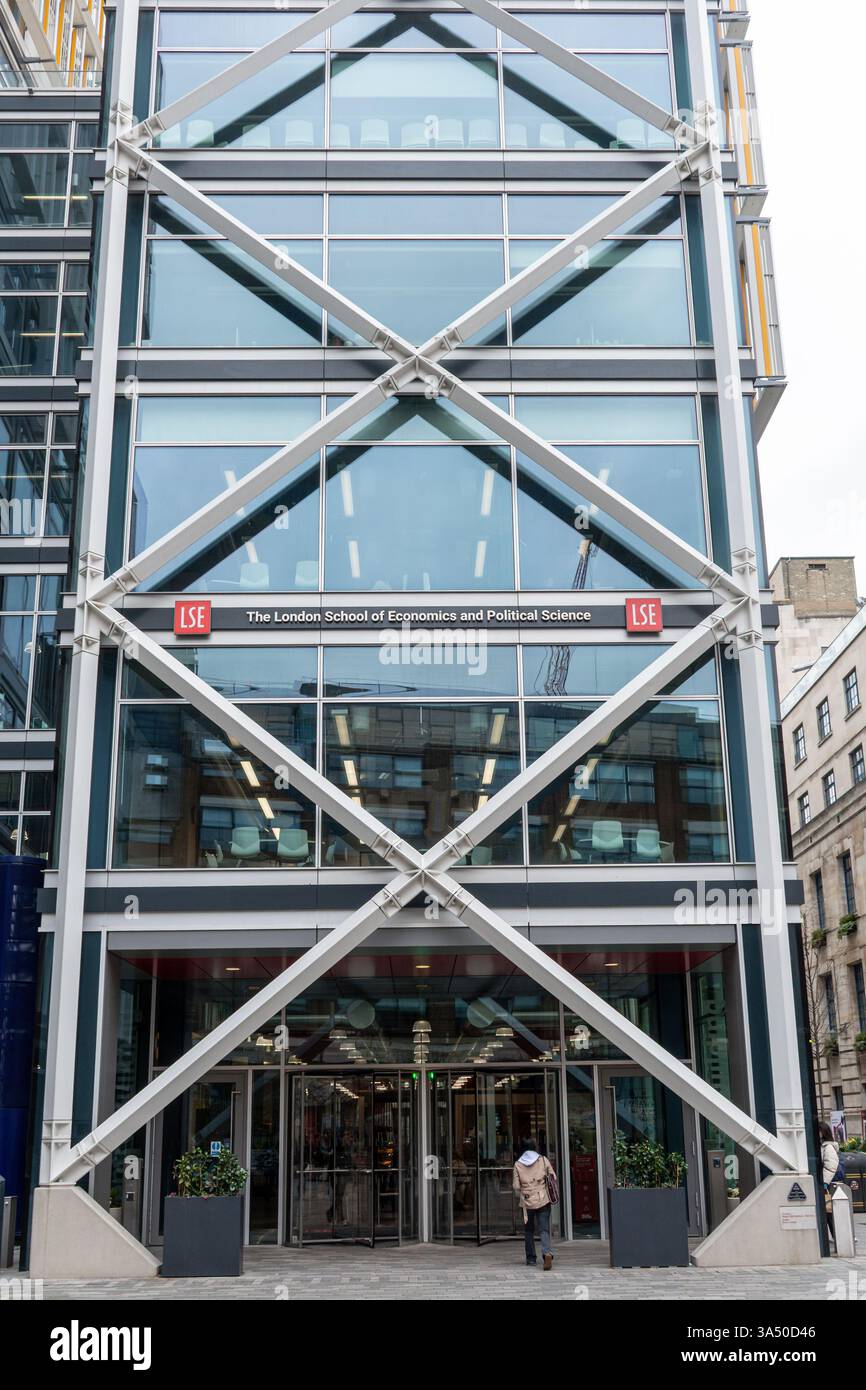 London School of Economics and Political Science, moderno edificio in vetro nel campus universitario LSE, Londra, Inghilterra, Regno Unito Foto Stock