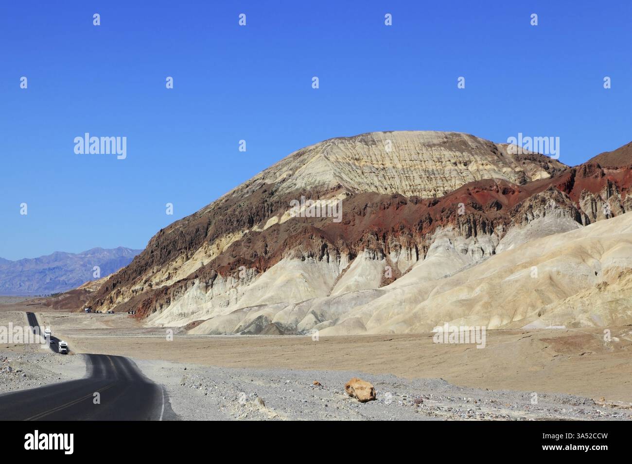 Rocce multicolore nella Death Valley, USA. La famosa tavolozza degli artisti di strada Foto Stock