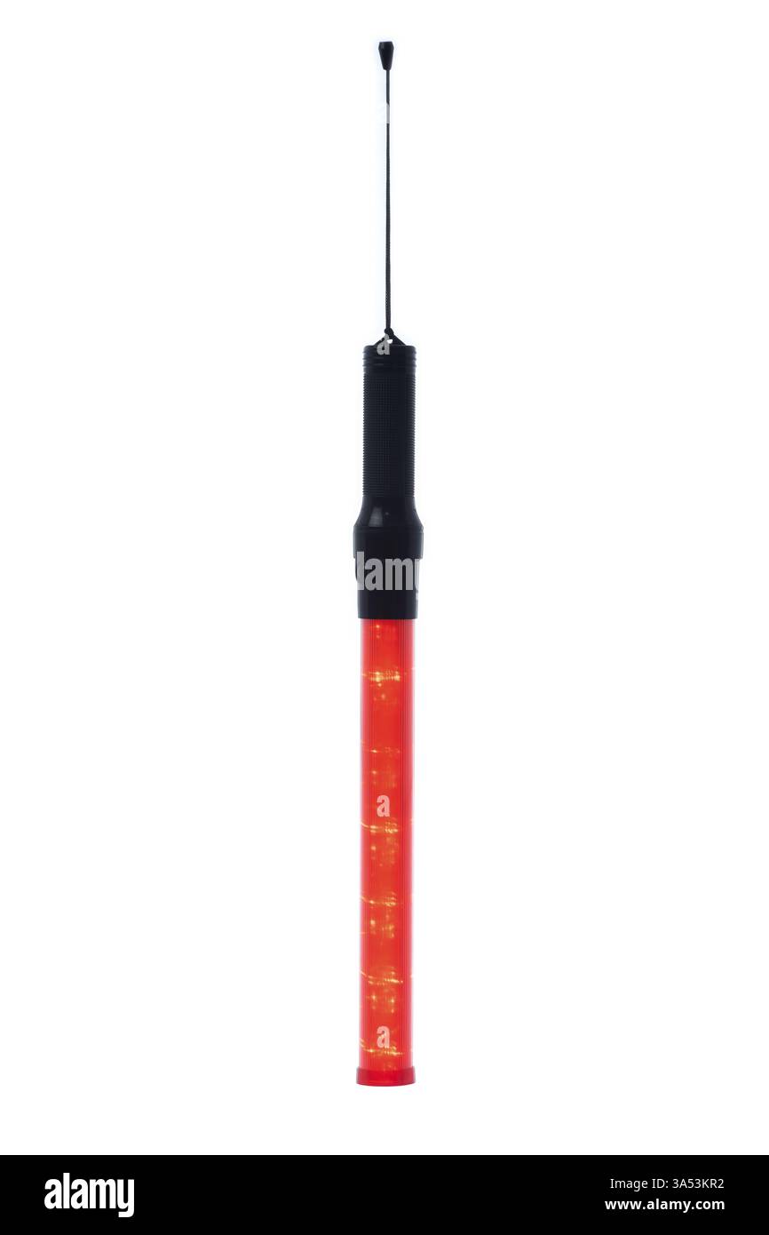 Barra saldatrice di sicurezza illuminata con luci LED rosse per la visibilità e la guida in aree buie o situazioni di emergenza, ideale per il controllo del traffico e all'aperto Foto Stock