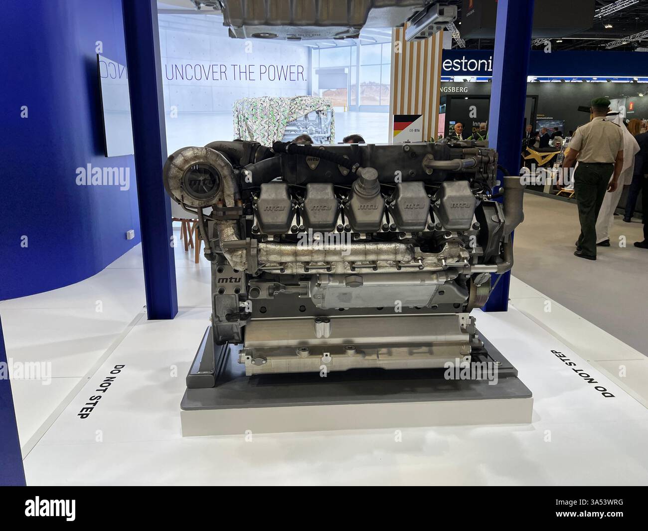 La serie mtu V10 199 è il motore per veicoli blindati più venduto nella sua categoria di potenza. Foto Stock