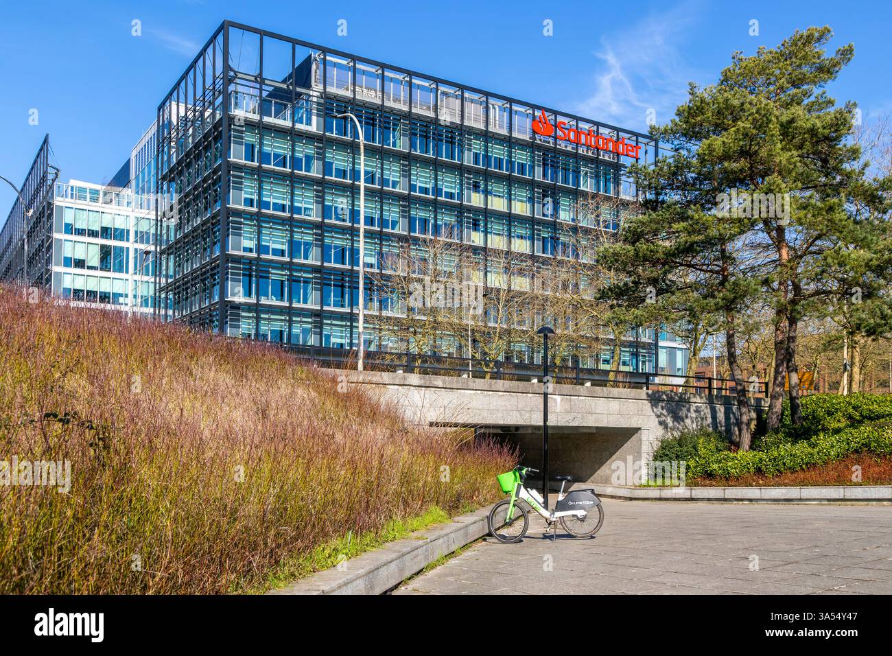 Sede principale del Banco Santander, Unity Place, Milton Keynes Central, Buckinghamshire, Inghilterra, REGNO UNITO Foto Stock