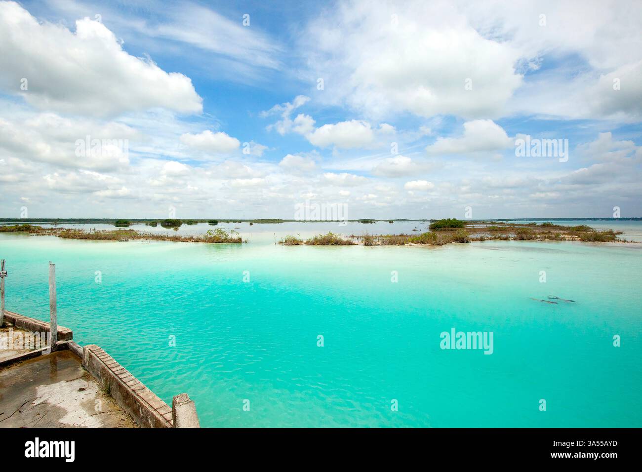 Cielo blu e soleggiato in Messico Foto Stock