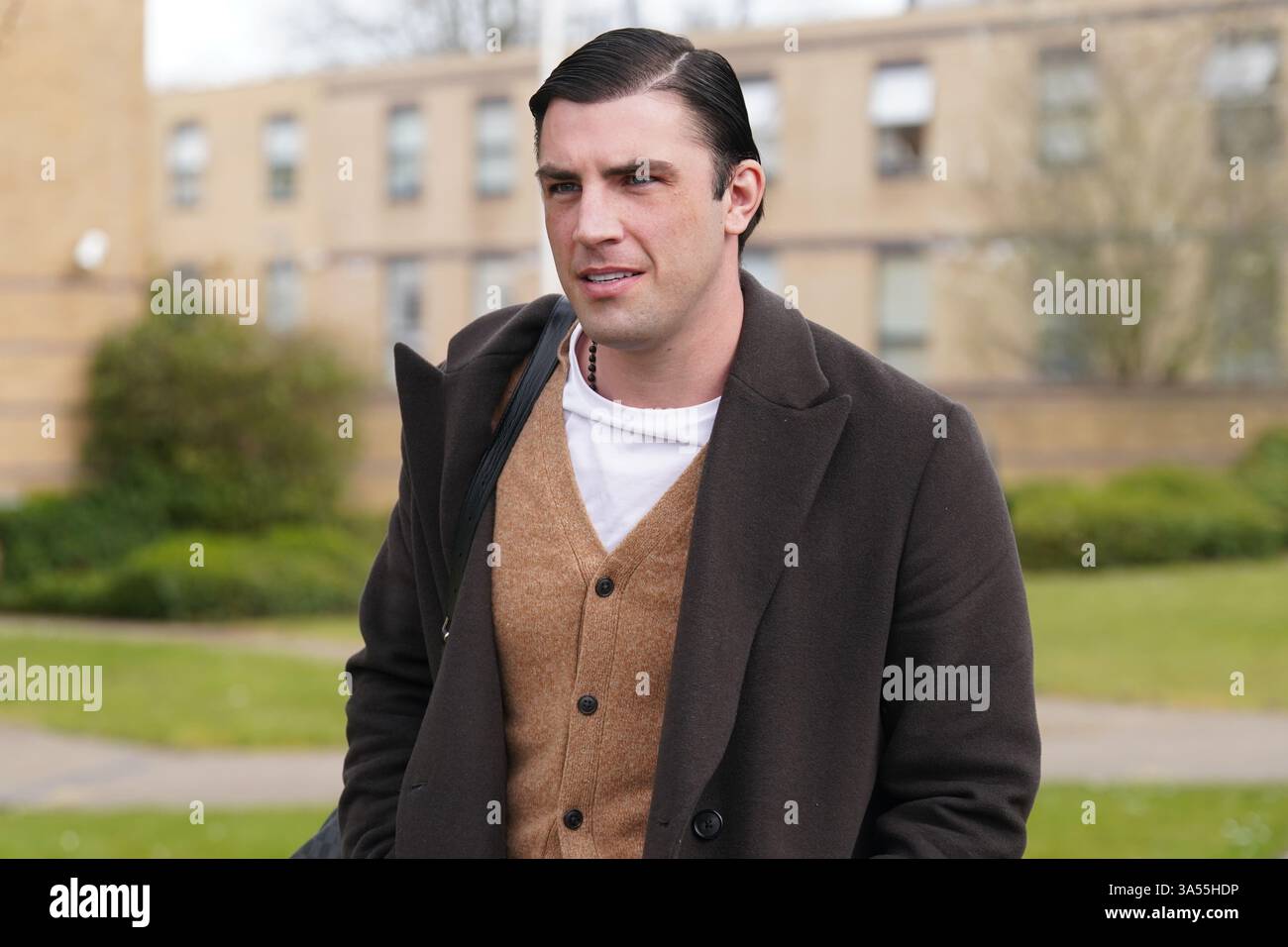 Jack Fincham lascia Basildon Crown Court, dopo un'udienza d'appello dopo aver precedentemente ammesso di essere responsabile di un cane pericolosamente fuori controllo, e fu imprigionato per sei settimane. Data foto: Venerdì 21 marzo 2025. Foto Stock