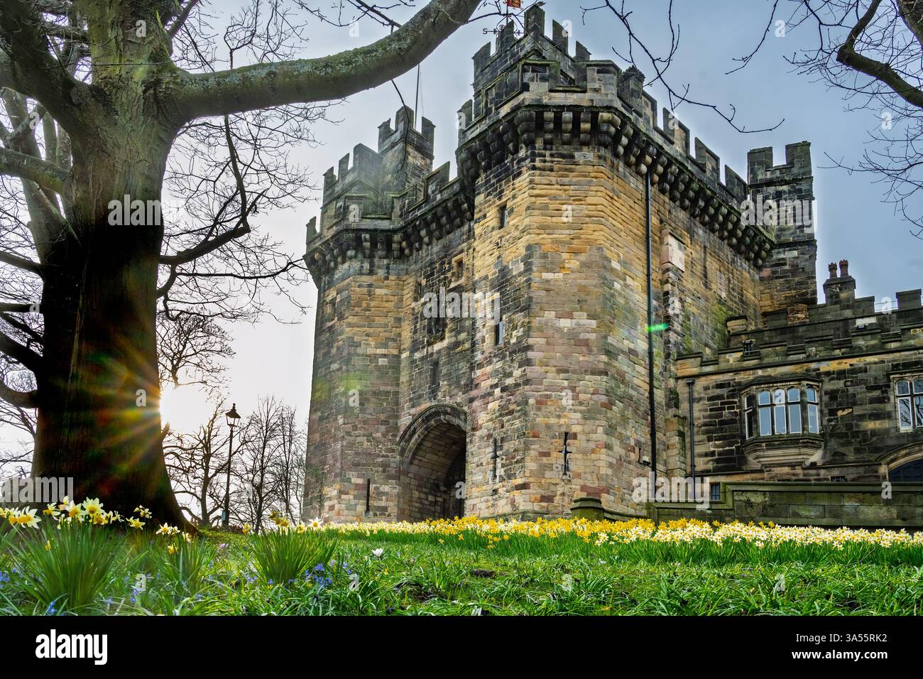 Il castello di Lancaster del XII secolo. Un'ex prigione e tribunale ora un'attrazione turistica. La scena della condanna a morte sulle streghe di Pendle. Foto Stock