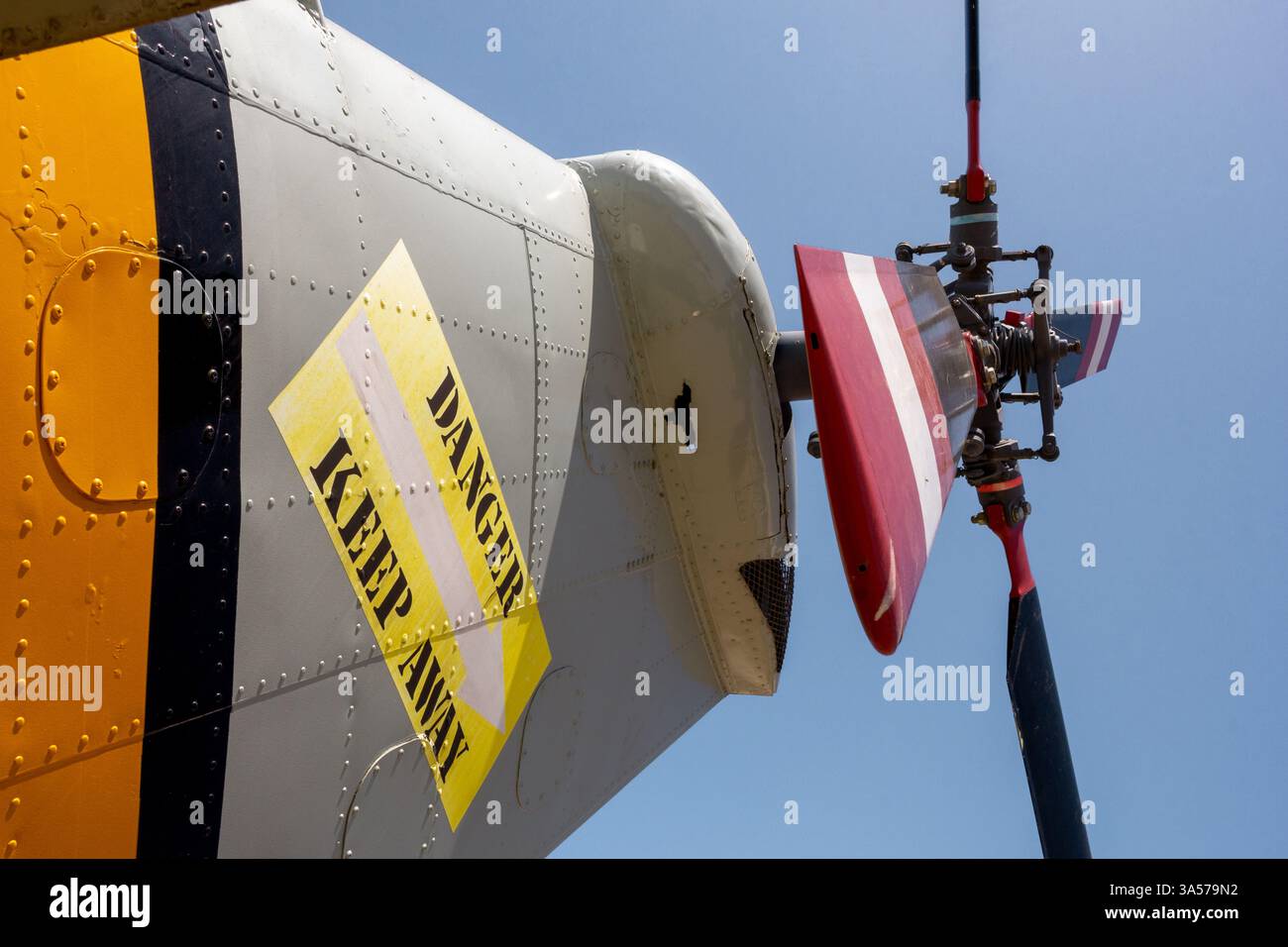 Riverside, California, Stati Uniti - 06-05-2019: Vista di un rotore di coda di un elicottero militare HH-34J Choctaw. Foto Stock