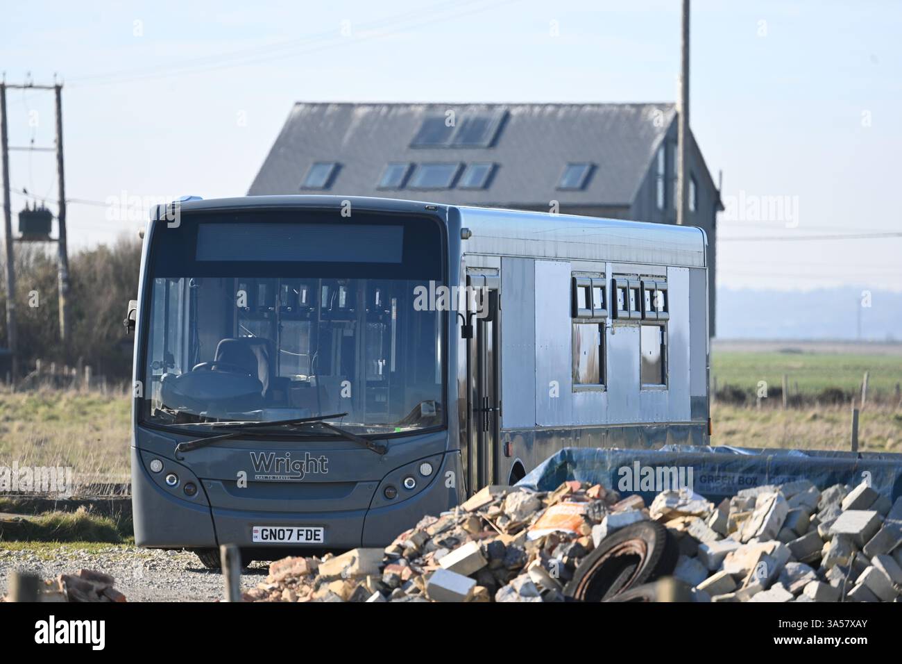 camper unico realizzato con un autobus Foto Stock