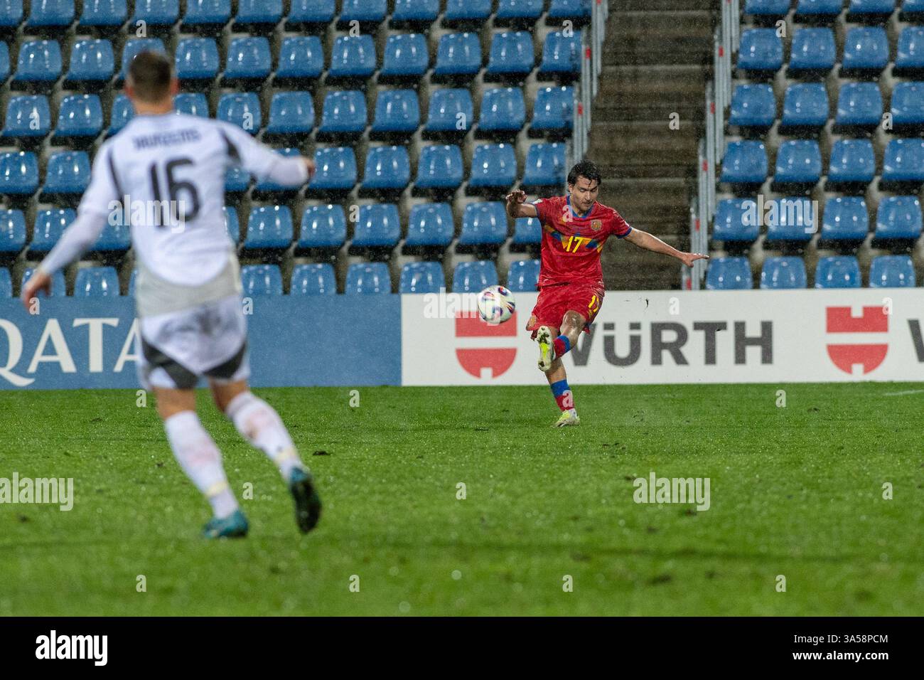 Andorra la Vella, Andorra : 2025 marzo 21 : giocatori in azione durante la partita di qualificazione europea dei Mondiali FIFA 2026 tra Andorra e Lettonia al Foto Stock