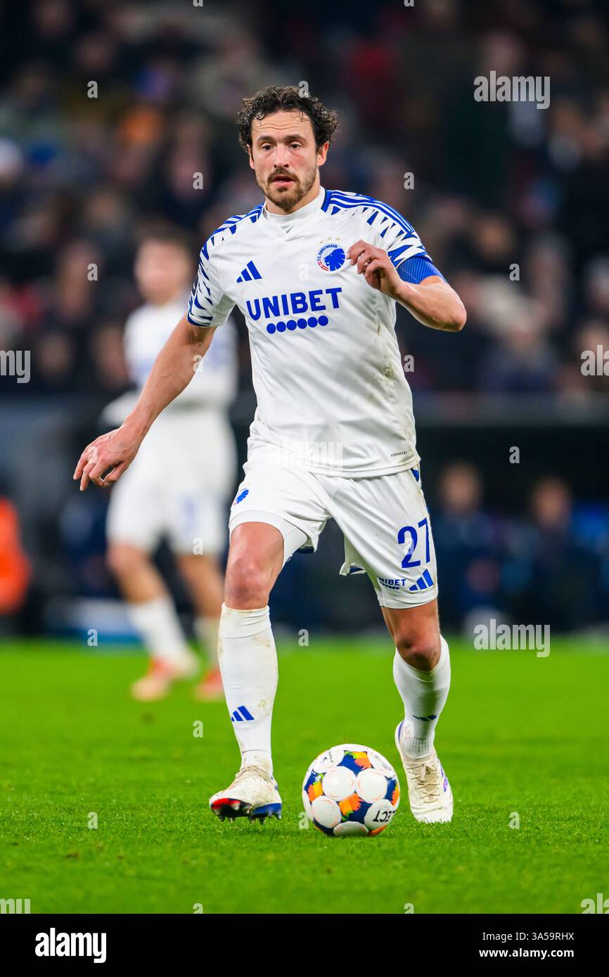 27 (FCK) - Thomas Delaney. Superliga: FC København vs FC Midtjylland - 23.02.2025. København, Danmark. 23 febbraio 2025. Regno Unito: Superliga: FC Copenh Foto Stock