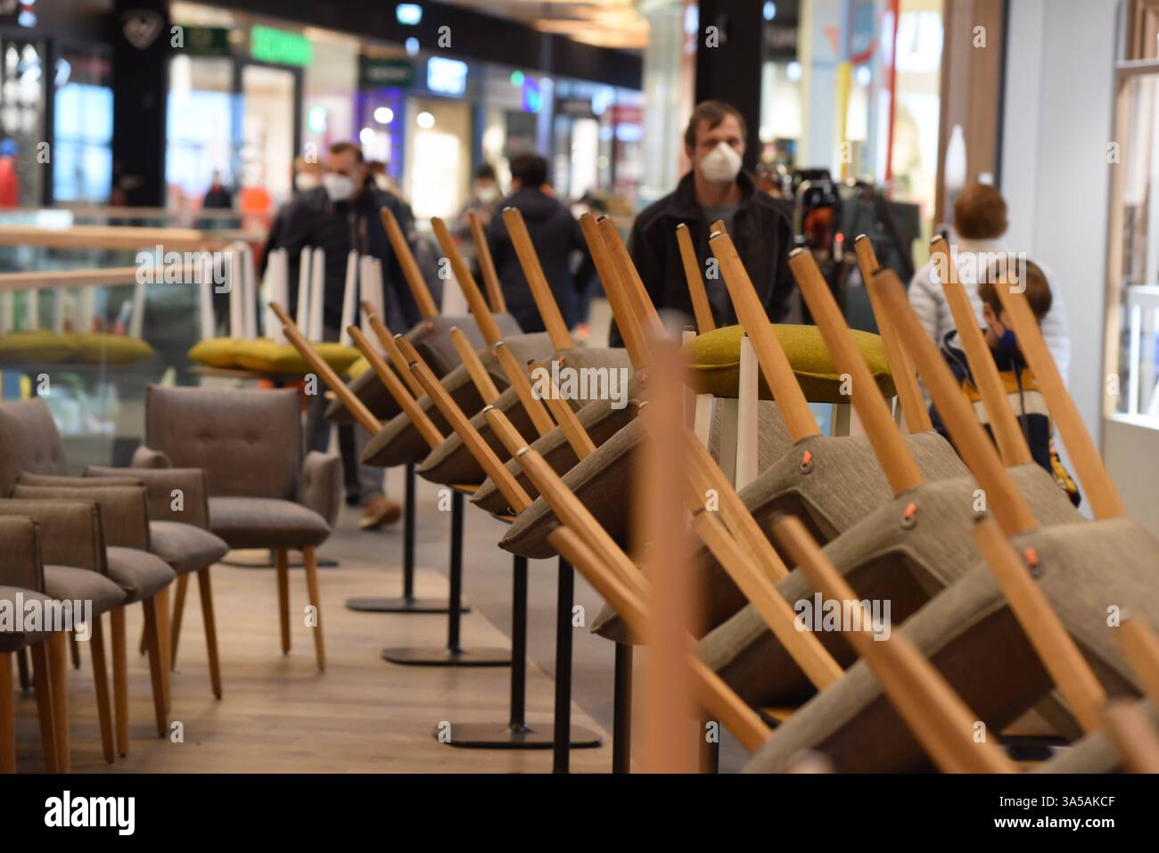 recessione e recessione economica, indicatore di ricchezza e prosperità recessione economica e recessione economica Foto Stock