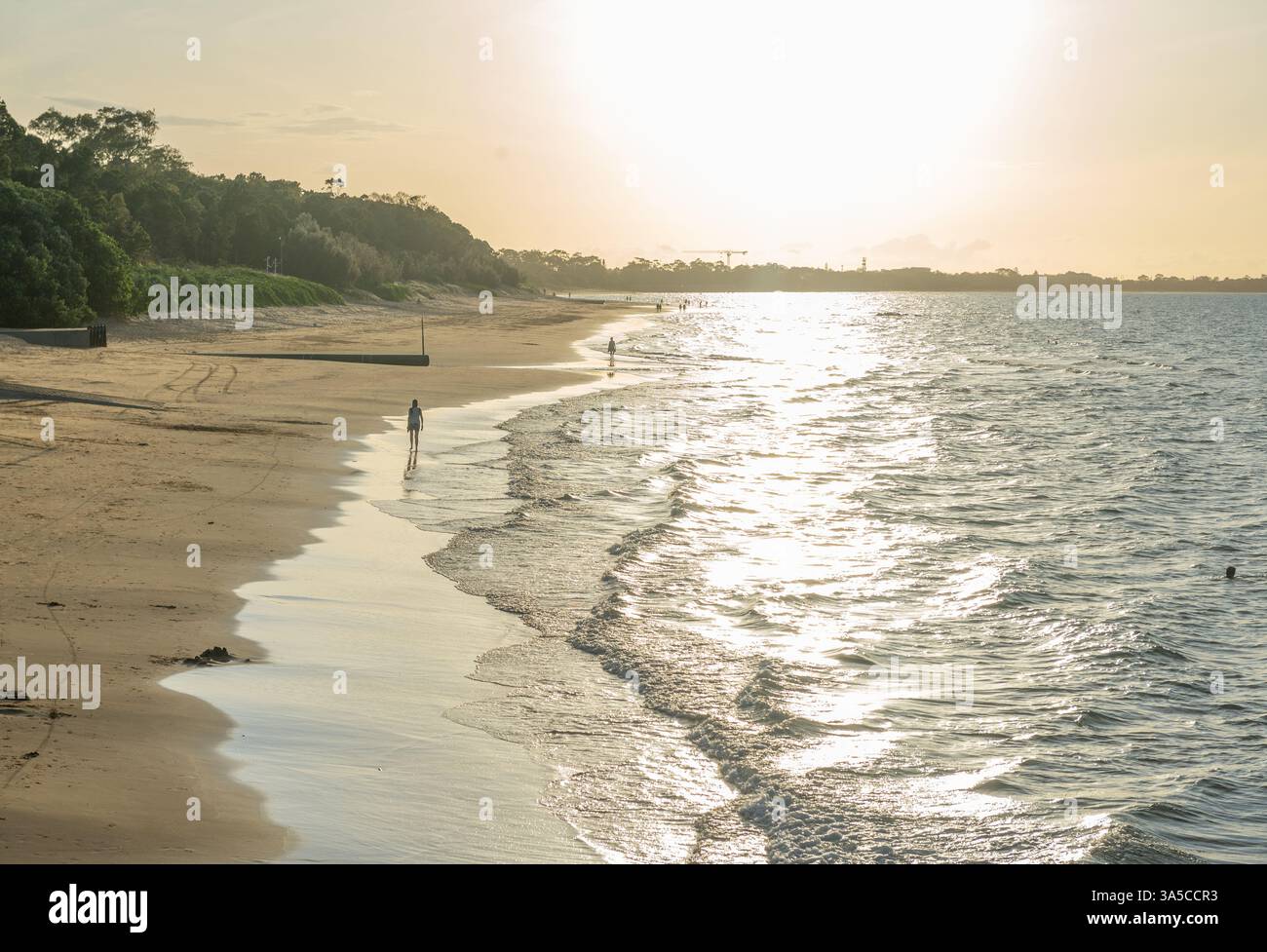 Hervey Bay, Queensland, offre splendide spiagge con acque calme e cristalline. Foto Stock