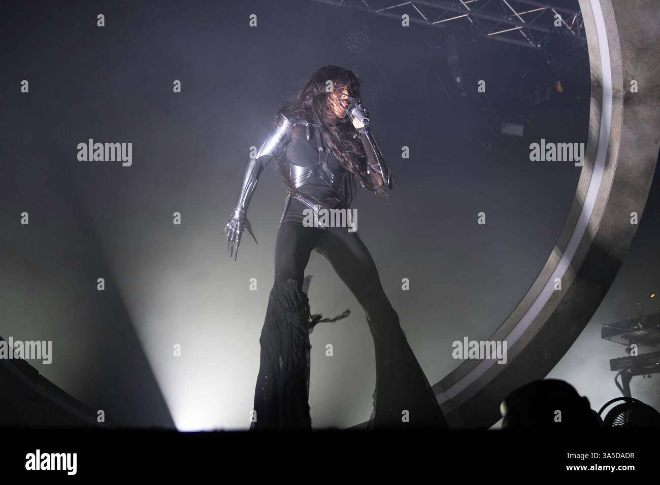 Manchester, Inghilterra, 22 marzo 2025. Loreen gioca a Manchester Academy nel suo tour europeo del 2025. Crediti: Izzy Clayton/Alamy Live News Foto Stock