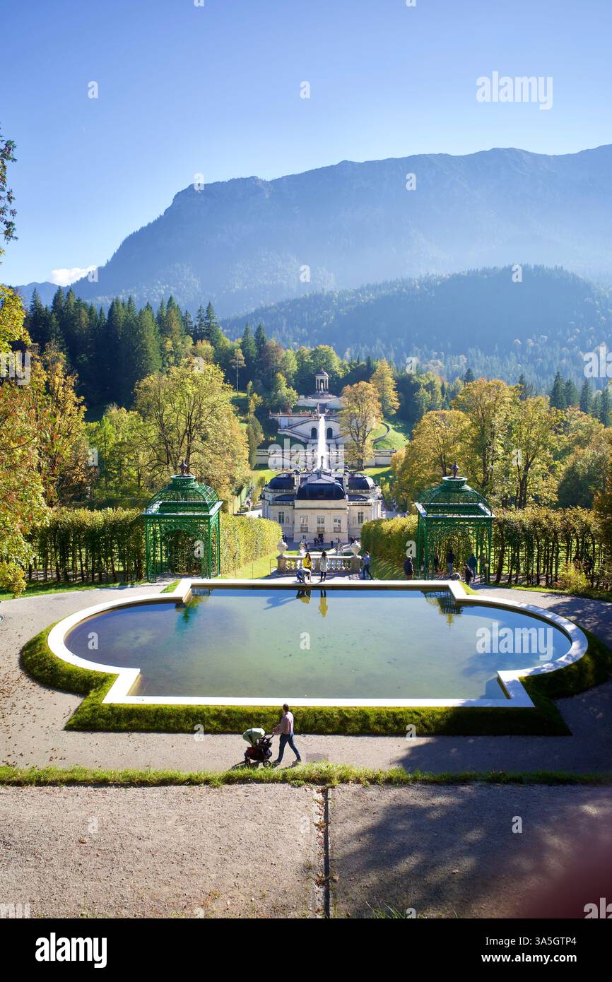 Ettal, Bayern, Germania. 10.10.2025. Palazzo Linderhof. Foto Stock