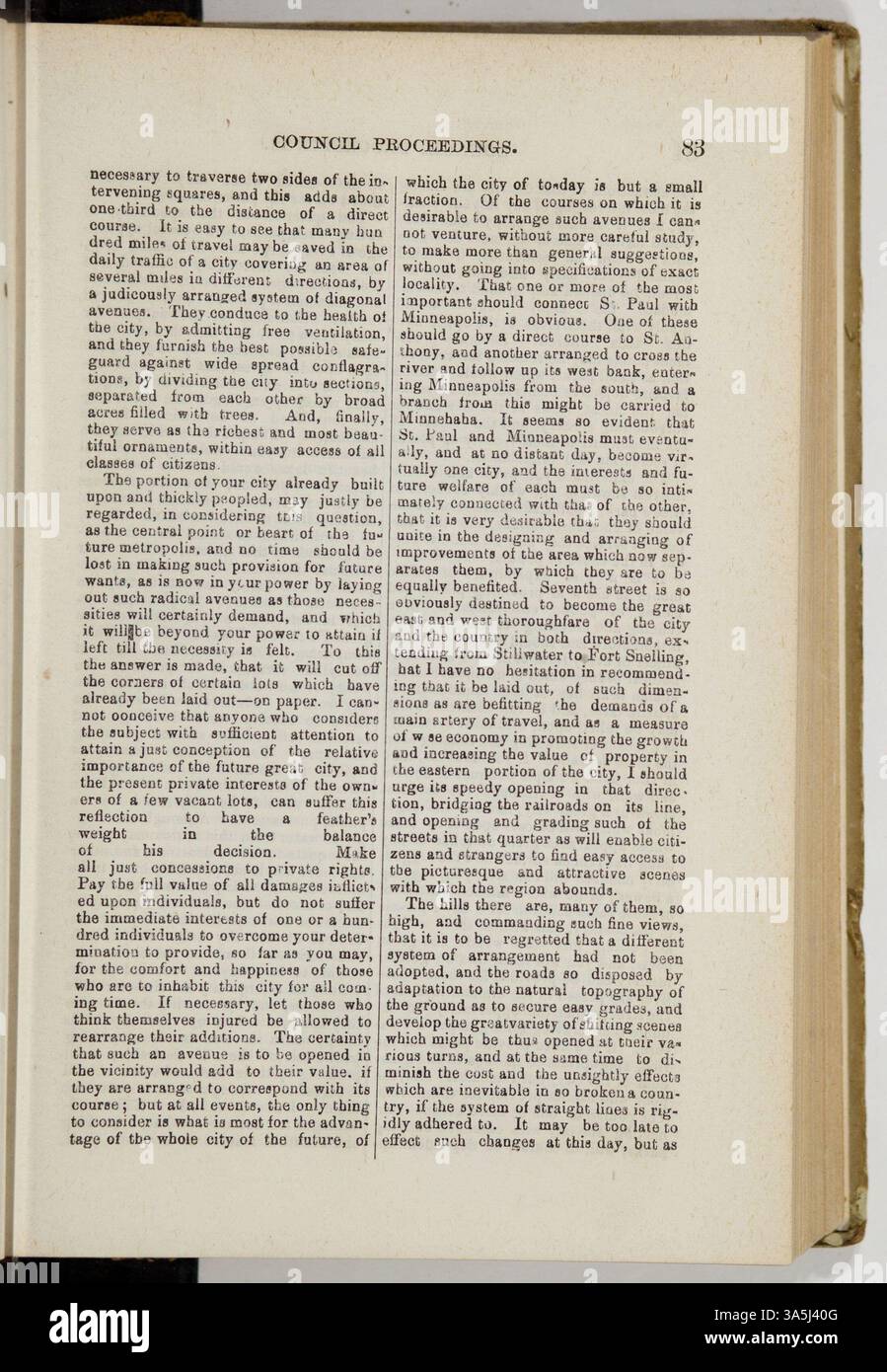 Questo libro riporta le attività del Consiglio comunale di St. Paul da aprile 1872 a gennaio 1874, documentando le petizioni, gli esborsi finanziari, le azioni processuali e le relazioni degli ufficiali, compresi i dati relativi alla sanità pubblica. Foto Stock