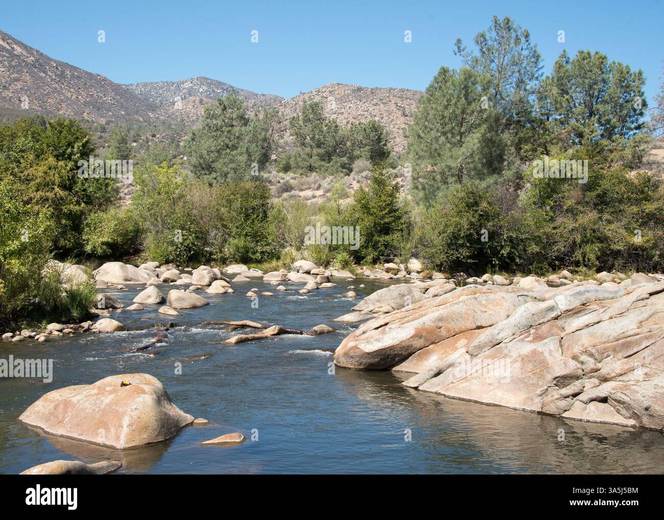 Fiume Kern in California vicino a Kernville Foto Stock