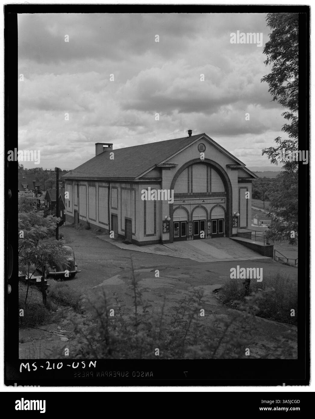 I minatori e le loro famiglie apprezzano la sala da ballo commerciale di Grant Town, West Virginia, un popolare luogo di ritrovo della comunità. Archivi nazionali. Foto Stock