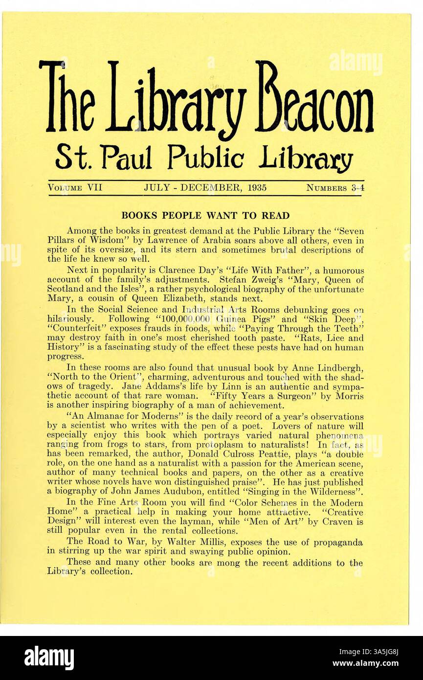 L'edizione 1935 della Library Beacon mette in evidenza libri popolari, mostre e la Children's Book Fair, oltre al budget della biblioteca e alle nuove iscrizioni alla rivista. Foto Stock