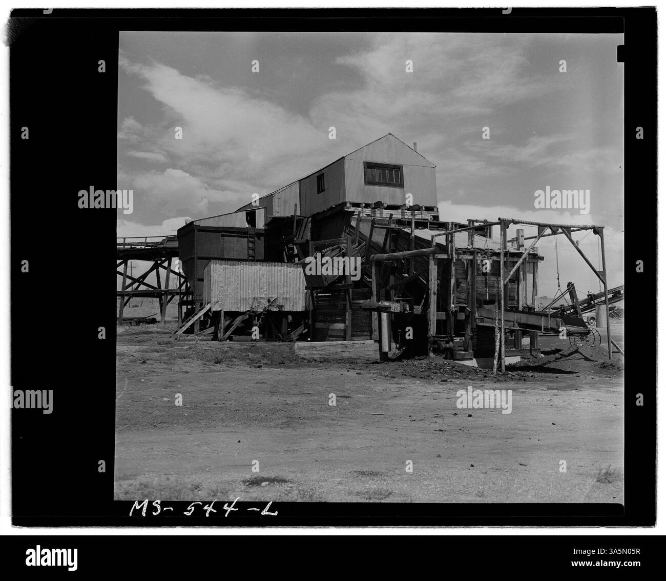 Il tipple presso la miniera Pluto Coal Mining Company nella contea di Boulder, Colorado, utilizzato per caricare carbone su sistemi di trasporto, una caratteristica chiave delle infrastrutture minerarie del carbone. Foto Stock