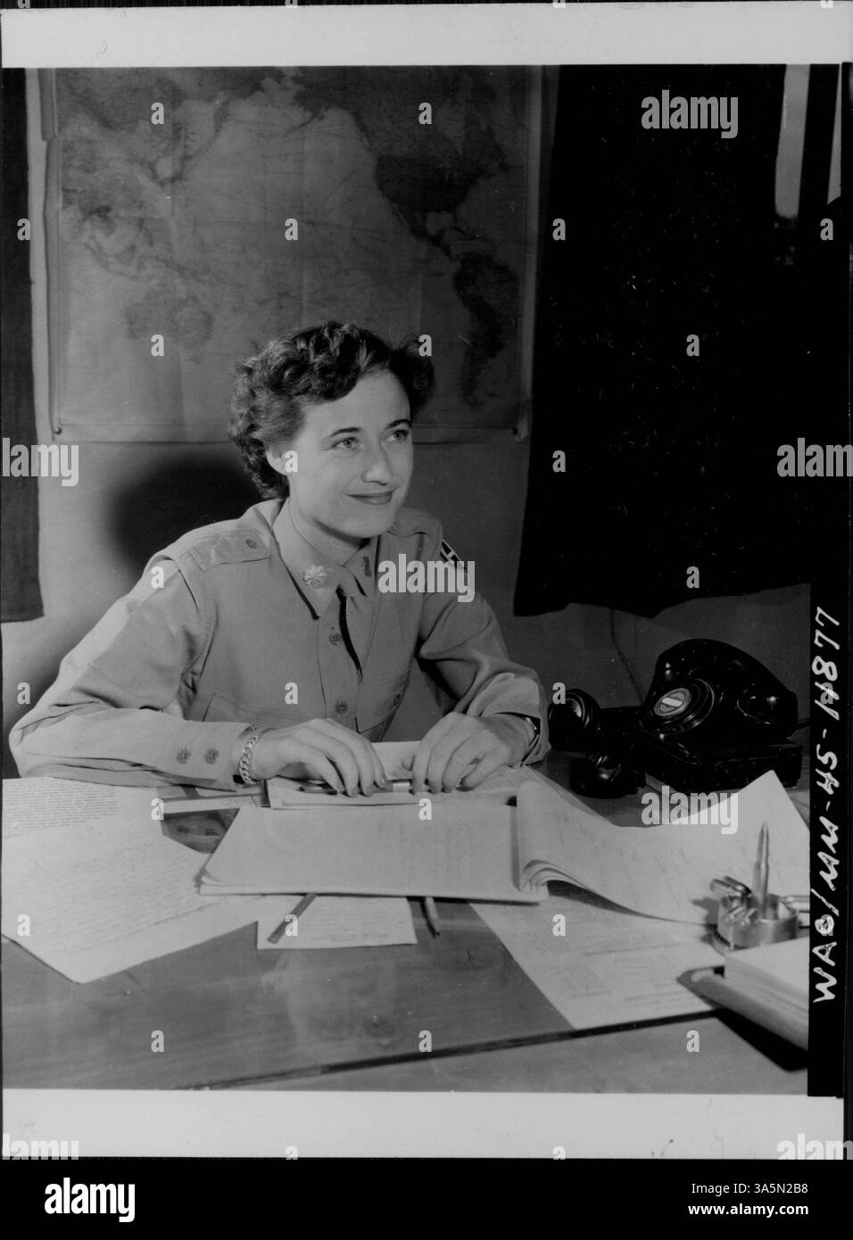 La maggiore Hortense Boutell è una figura documentata negli archivi della Hennepin County Library, riconosciuta per i suoi contributi a eventi locali e storici. Foto Stock