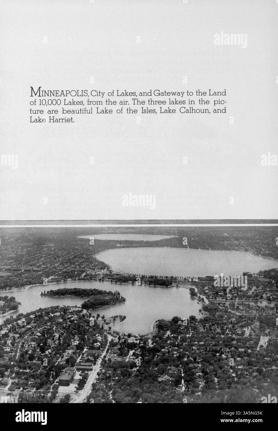 L'annuario del 1937 del North Central Bible Institute documenta l'anno accademico 1936-1937, catturando studenti, docenti ed eventi significativi nella storia dell'istituzione. Foto Stock