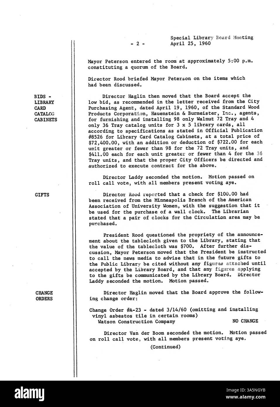 I verbali della riunione ufficiale del Consiglio di amministrazione della Minneapolis Public Library 1960, che documenta le decisioni del Consiglio di amministrazione sulle finanze e le politiche della biblioteca. Foto Stock