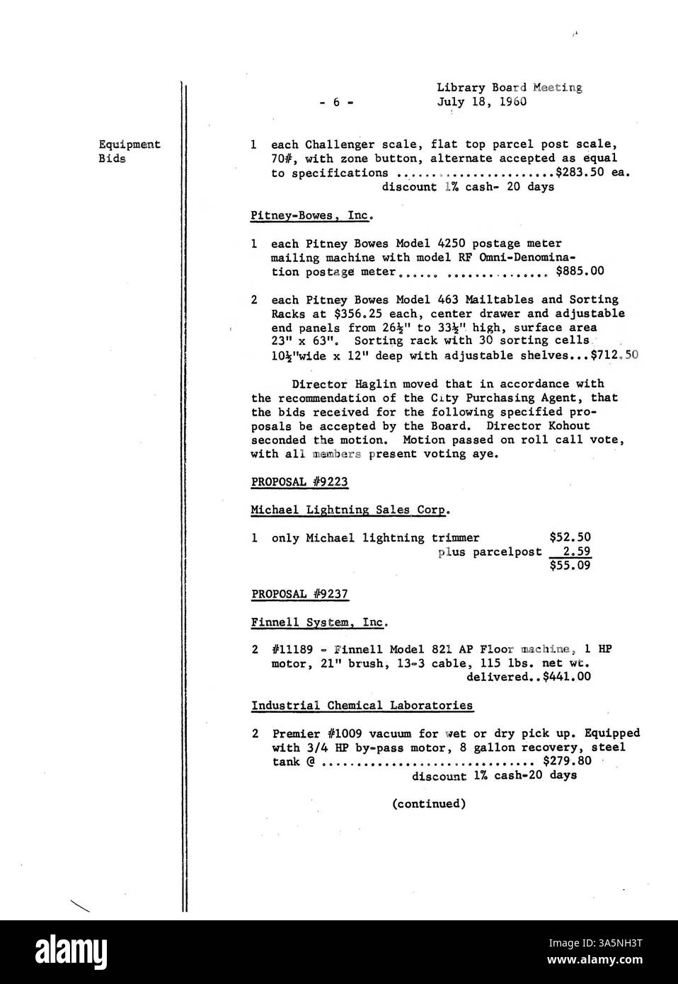 A pochi minuti dalla riunione del 1960 del Consiglio di amministrazione della Biblioteca pubblica di Minneapolis, che tratta le discussioni sui servizi bibliotecari, le finanze e l'impegno pubblico. Foto Stock