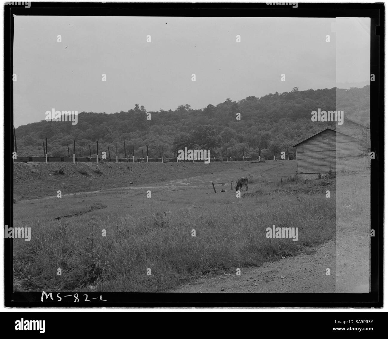 Questa immagine mostra un parco giochi e un'area ricreativa per i minatori presso la miniera Westland Mine della Pittsburgh Coal Company nella contea di Washington, Pennsylvania, che fornisce spazio per il tempo libero alla comunità mineraria. Foto Stock