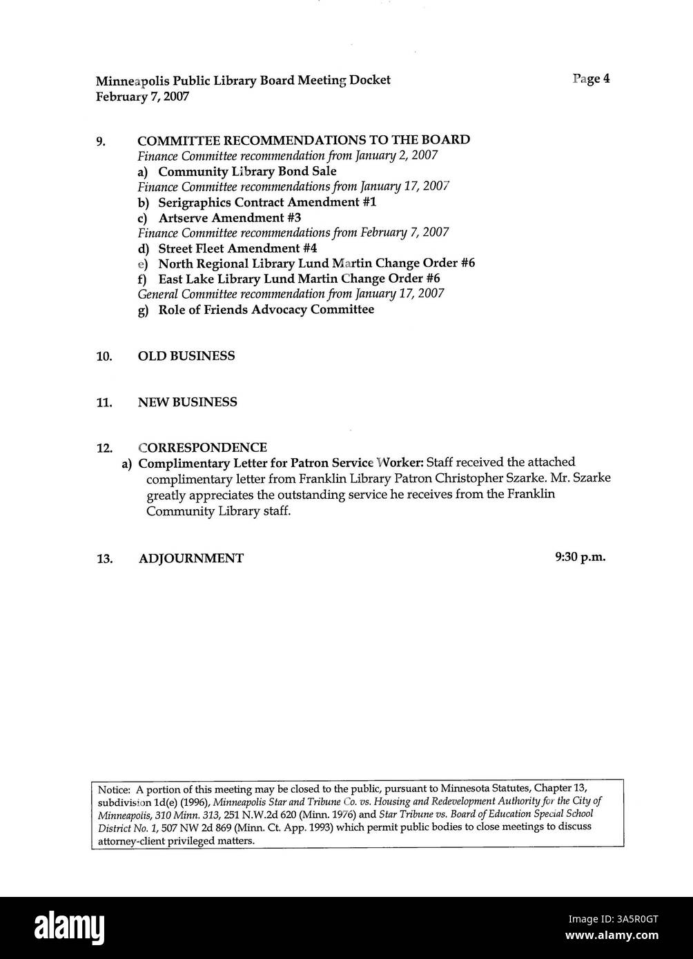 Questi minuti dal Consiglio di amministrazione della biblioteca pubblica di Minneapolis nel 2007 riguardano le decisioni prese in merito alle risorse della biblioteca, ai finanziamenti e ai servizi basati sulla comunità. Foto Stock