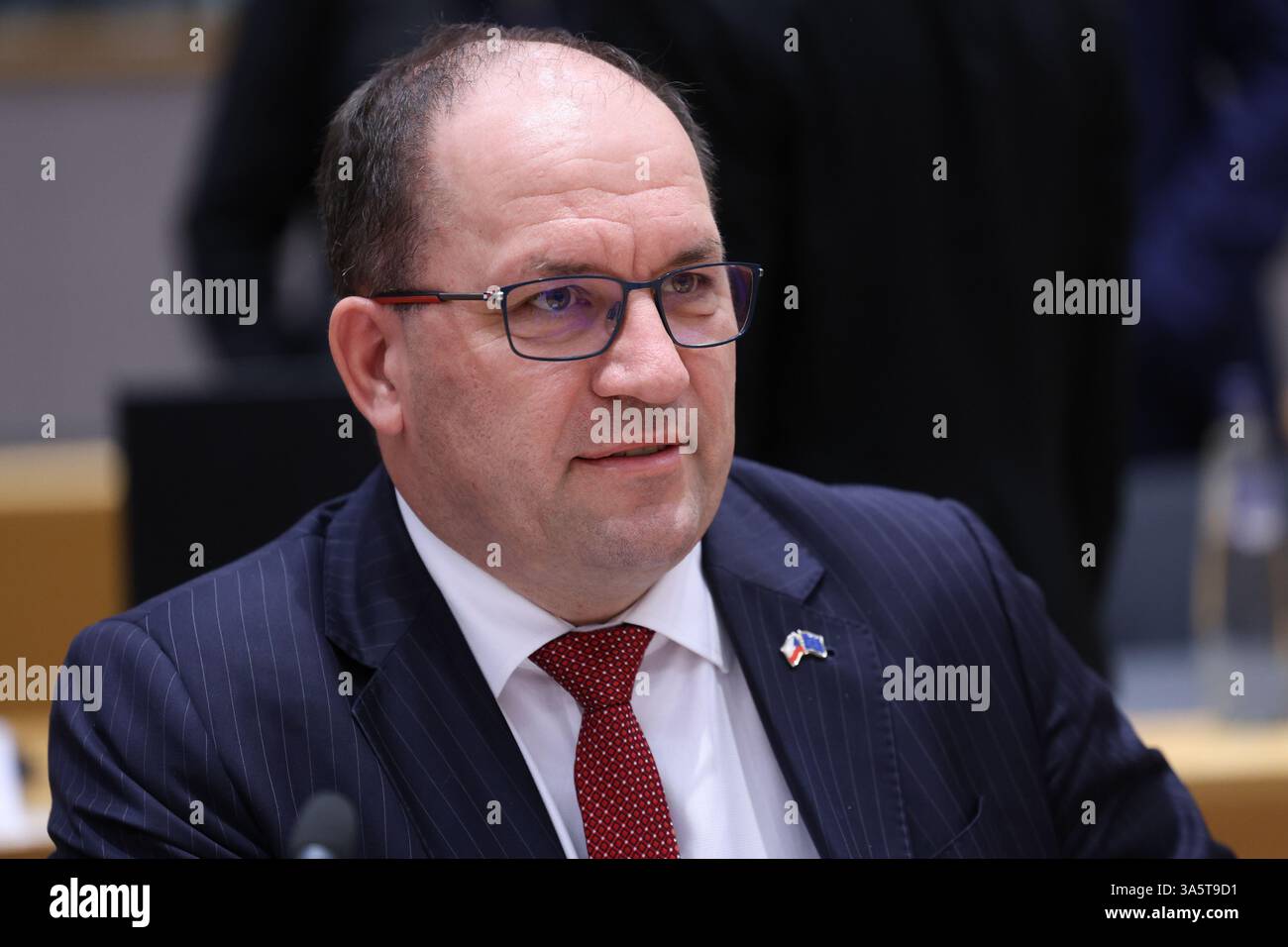 Bruxelles, Belgio. 24 marzo 2025. Il ministro dell'agricoltura Marek VYBORNY partecipa a una riunione del consiglio "Agricoltura e pesca" dell'Unione europea. Crediti: ALEXANDROS MICHAILIDIS/Alamy Live News Foto Stock