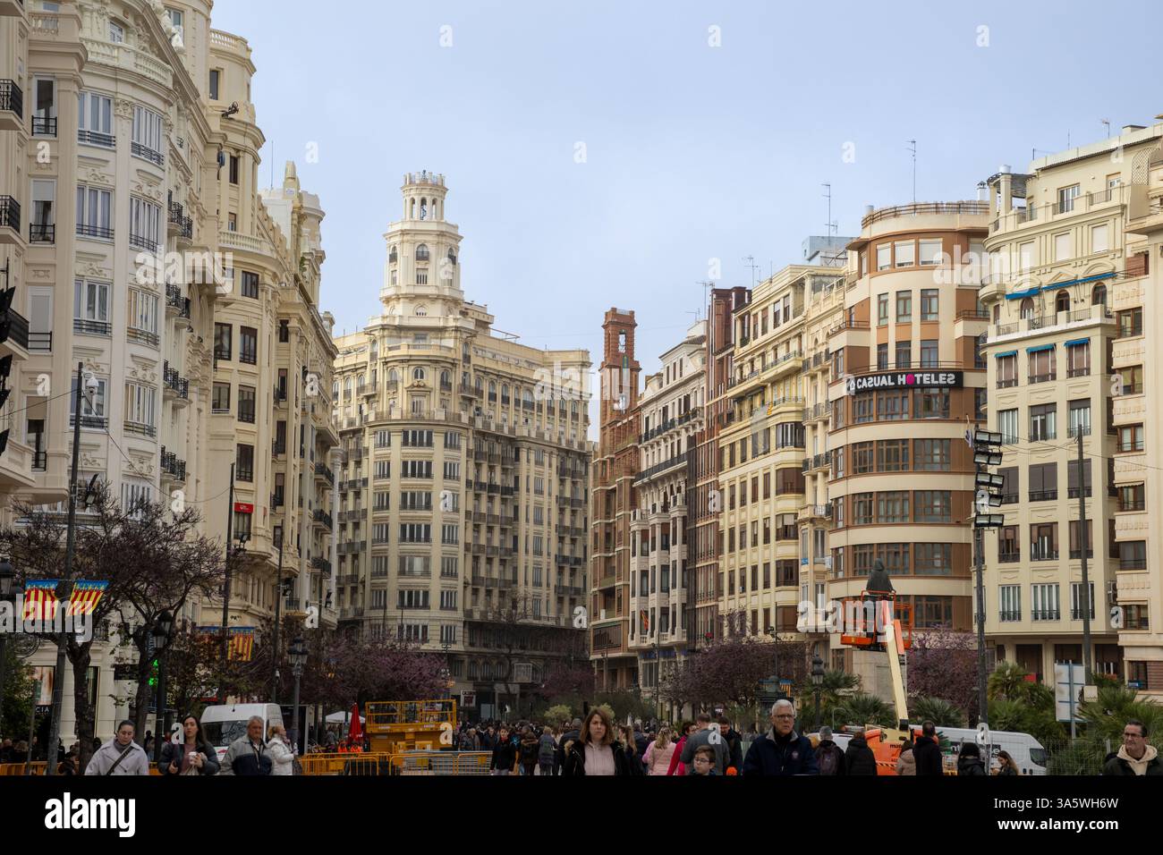 Edificio storico civico, edificio governativo di Valencia, Plaza del Ayuntamiento, architettura urbana Spagna, iconico edificio spagnolo, ci europeo Foto Stock