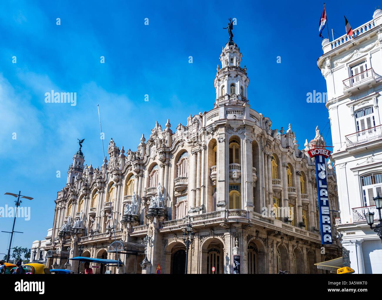 Il Grand Theater, o Gran Teatro de la Habana, al Centro Havana, Cuba. Foto Stock