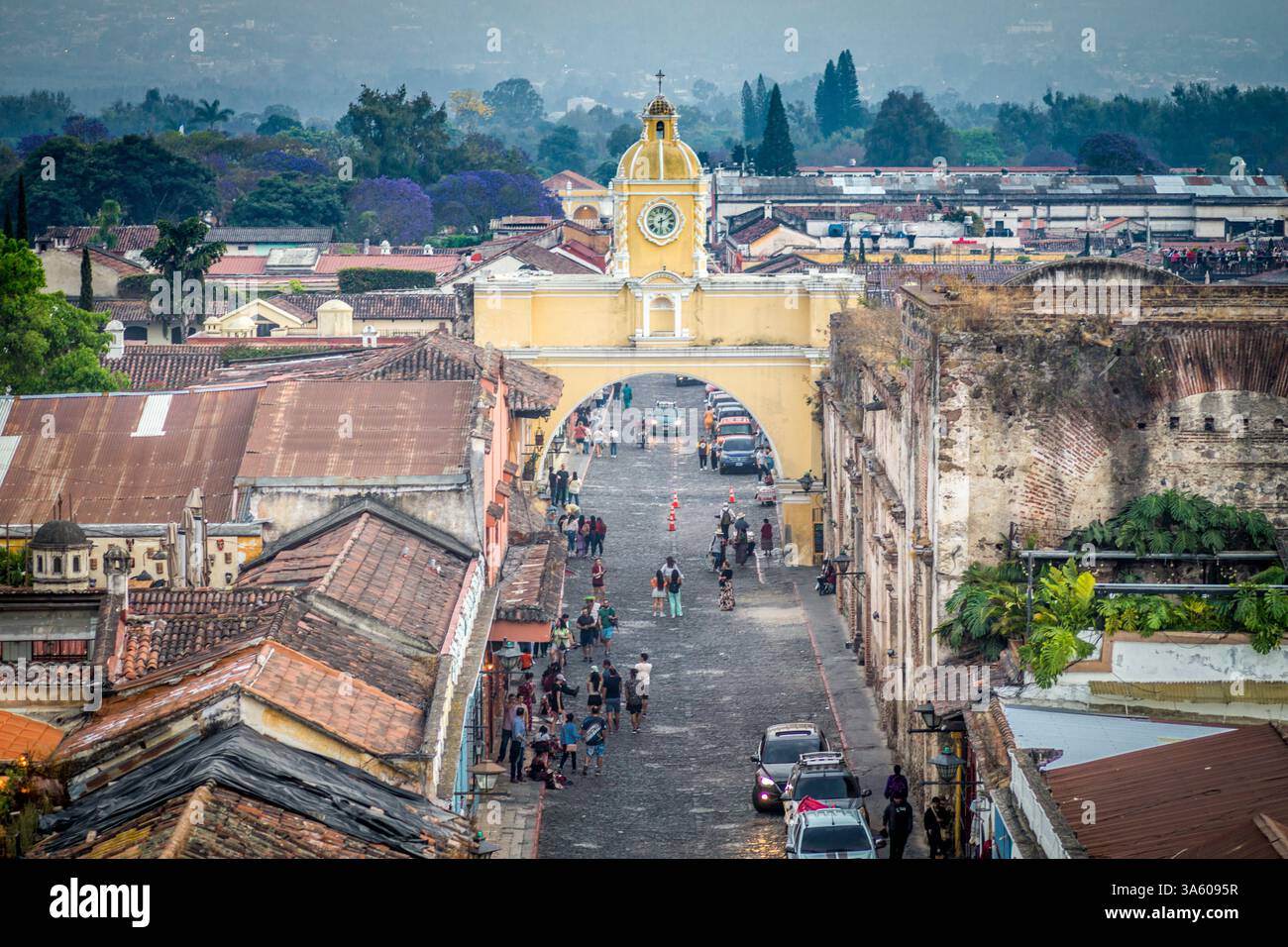 Calle del Arco, Antigua Guatemala Foto Stock