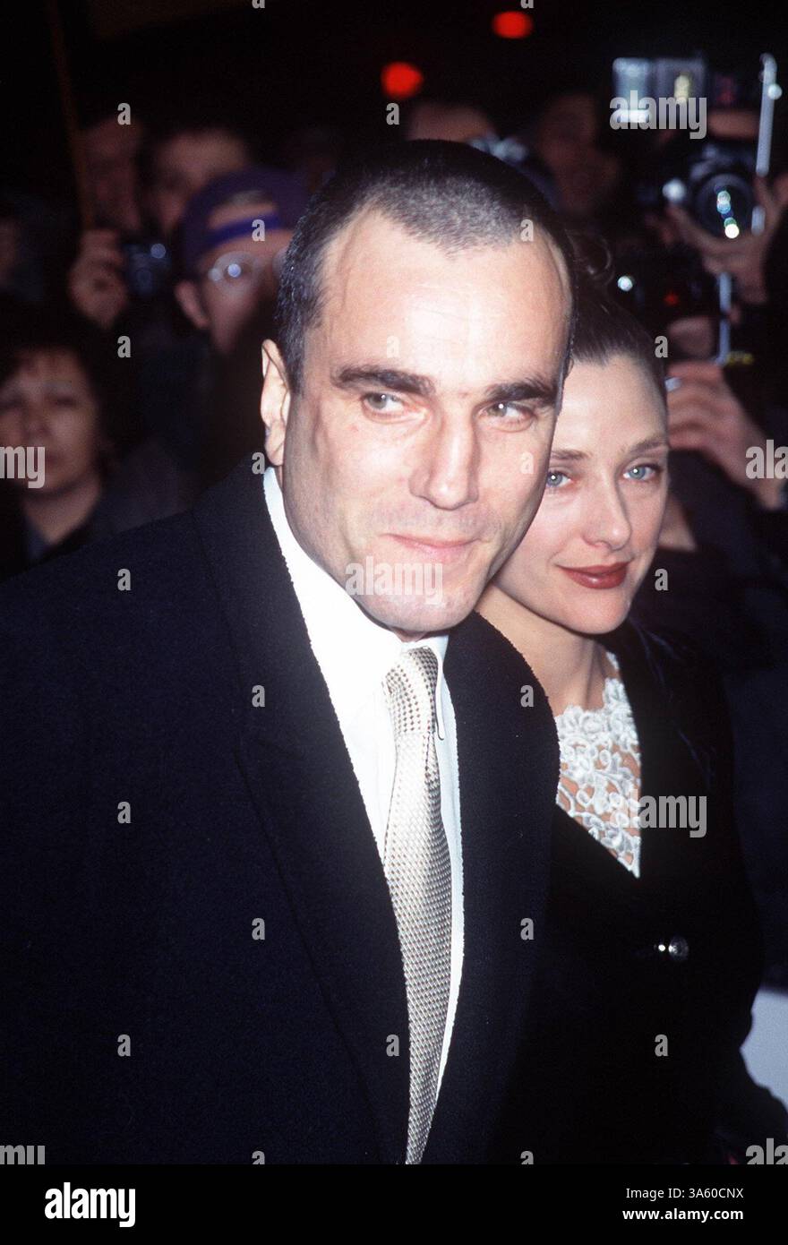 1 GENNAIO 2011 - K11026HMC: THE BOXER PREM..AL CORONET THEATER DI NEW YORK 01/07/1998.DANIEL DAY-LEWIS E REBECCA MILLER. HENRY McGee/ 1998. (Immagine di credito: © ZUMAPRESS.com) Foto Stock