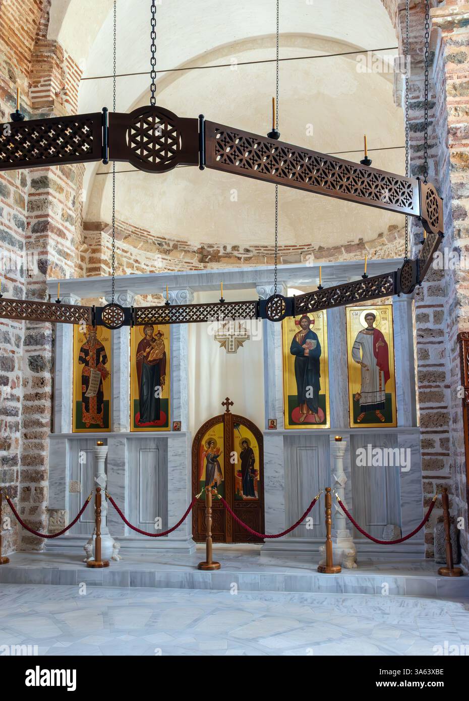 Il monastero di Banjska è un monastero ortodosso serbo situato nel villaggio di Banjska vicino a Zvečan, in Kosovo. Foto Stock