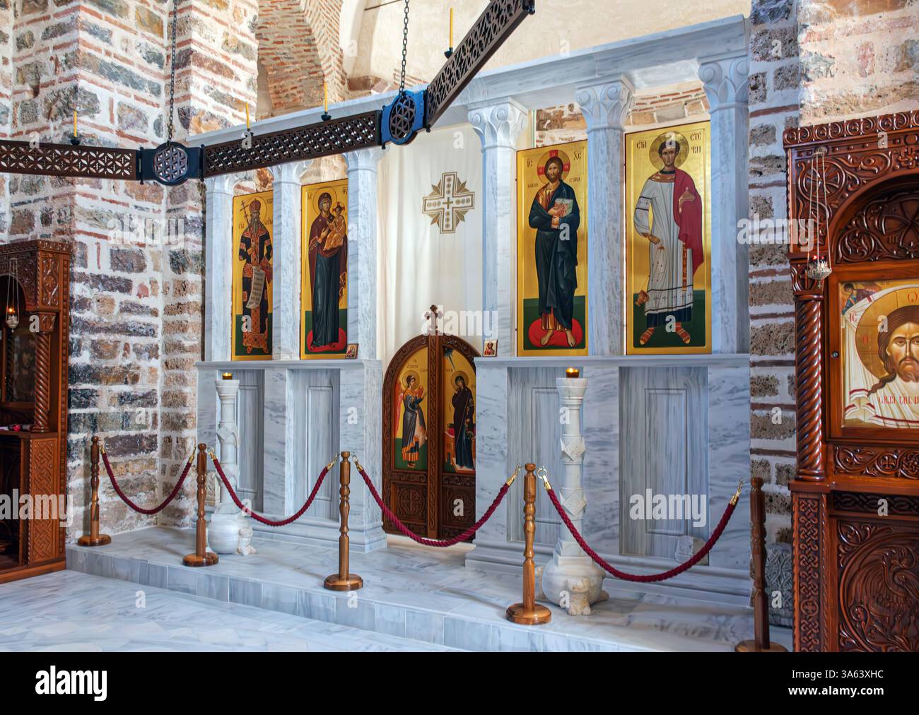 Il monastero di Banjska è un monastero ortodosso serbo situato nel villaggio di Banjska vicino a Zvečan, in Kosovo. Foto Stock