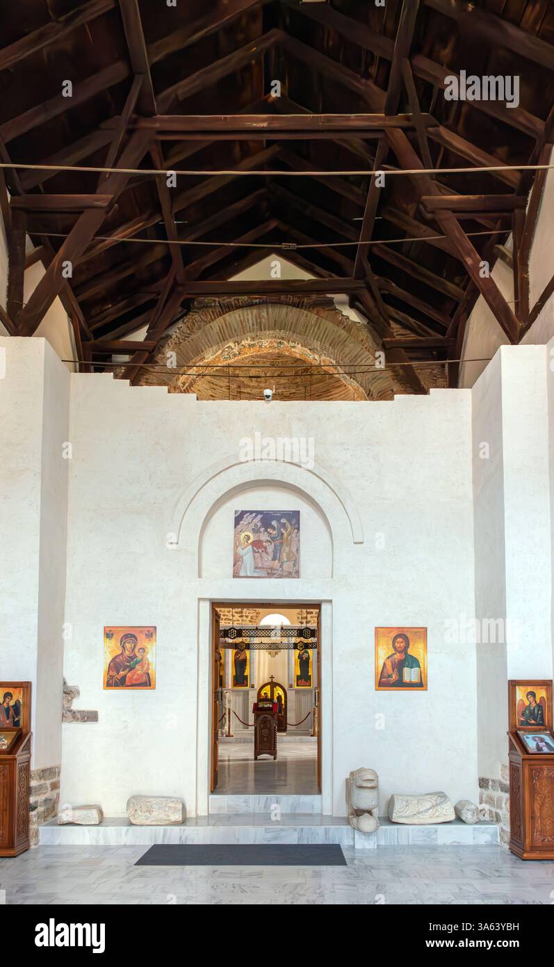 Il monastero di Banjska è un monastero ortodosso serbo situato nel villaggio di Banjska vicino a Zvečan, in Kosovo. Foto Stock
