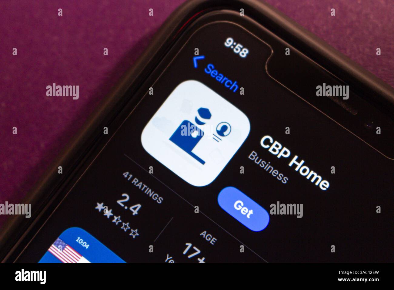 L'app CBP Home viene visualizzata nell'App Store. CBP Home è un portale per la protezione delle dogane e delle frontiere degli Stati Uniti per i servizi di viaggio, immigrazione e dogana. Foto Stock