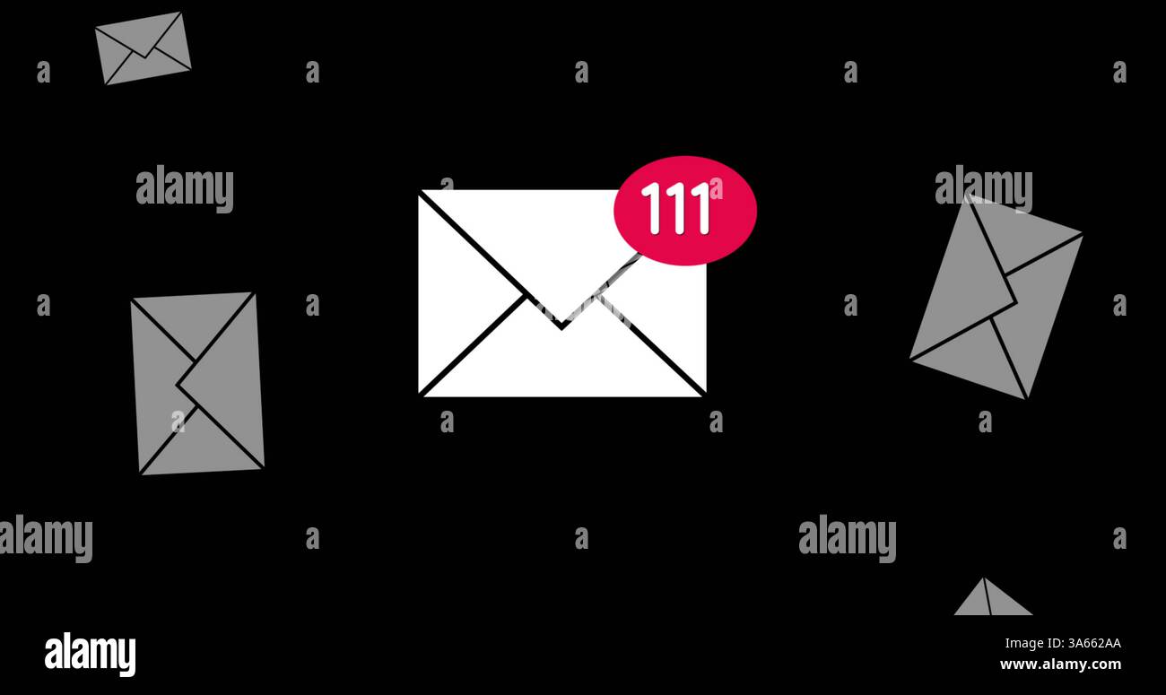 Icona e-mail con bolla di notifica che mostra 111 messaggi non letti su sfondo nero Foto Stock