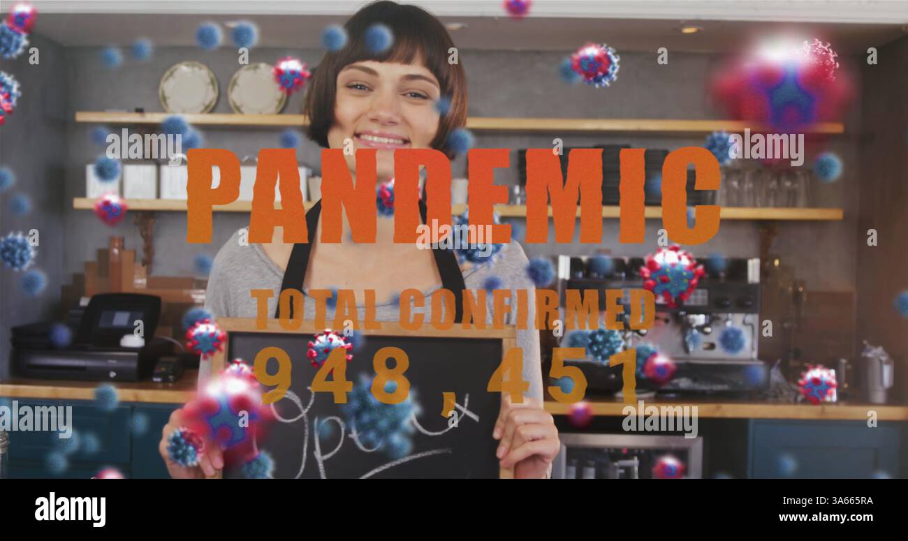 Immagine di celle che fluttuano sopra una cuoca caucasica felice con un cartello aperto nel ristorante Foto Stock