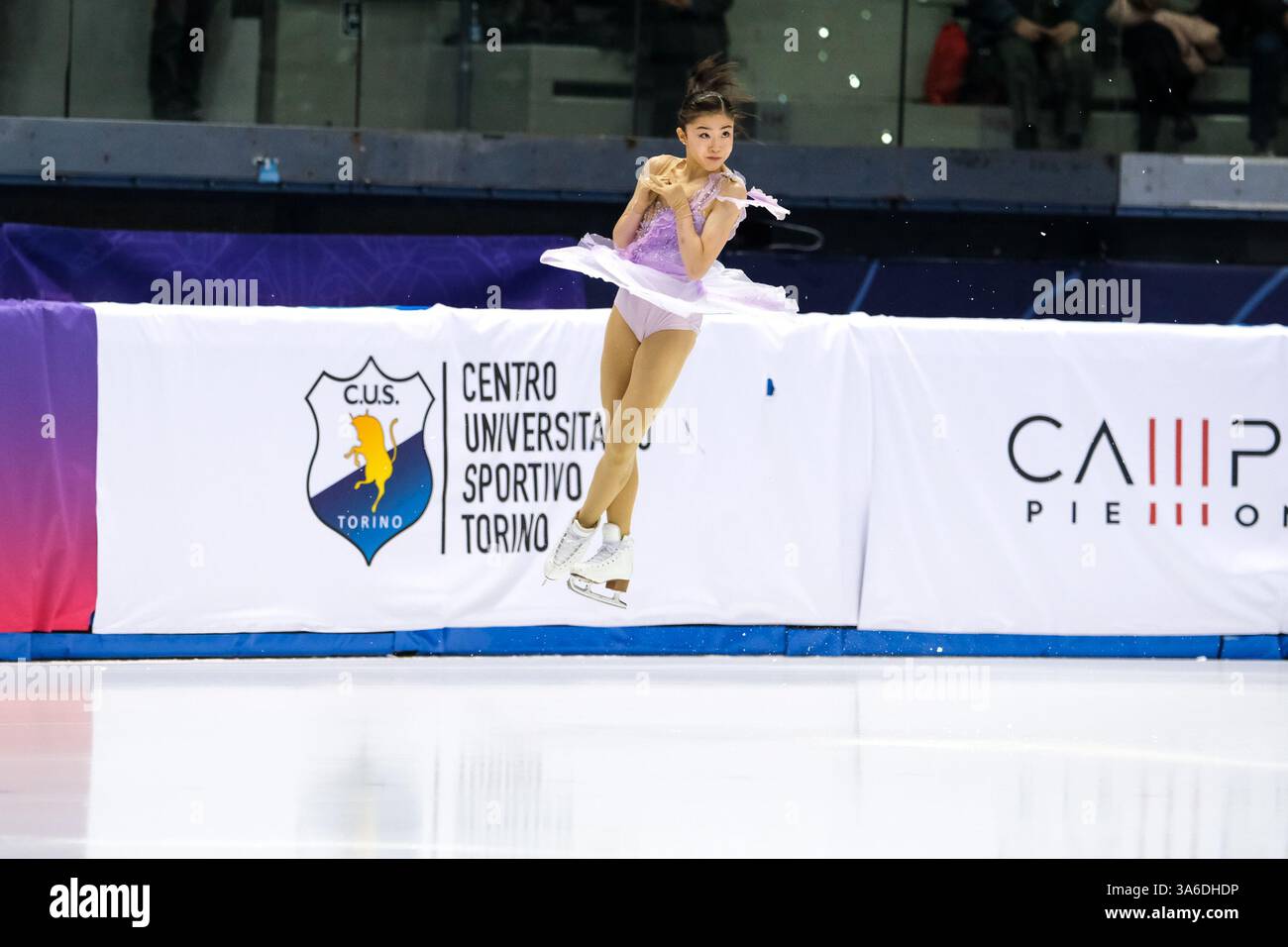 Mone Chiba del Giappone visto in azione durante il FISU Games 2025 Figure Skating Exhibition Gala. Foto Stock