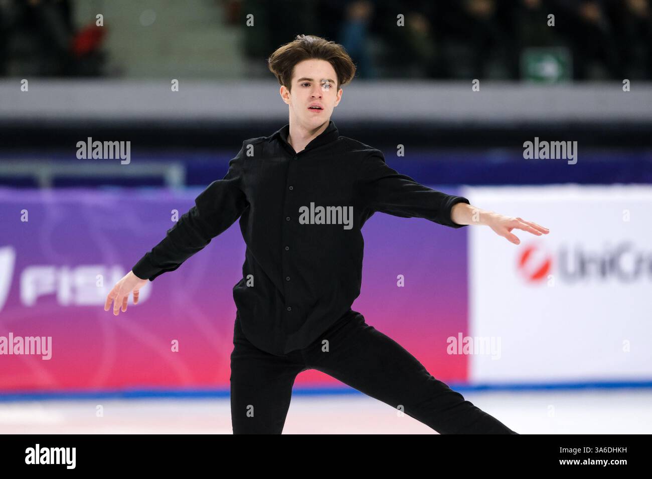 Mikhail Shaidorov del Kazakistan visto in azione durante i FISU Games 2025, Gala Mostra di pattinaggio di figura. Foto Stock