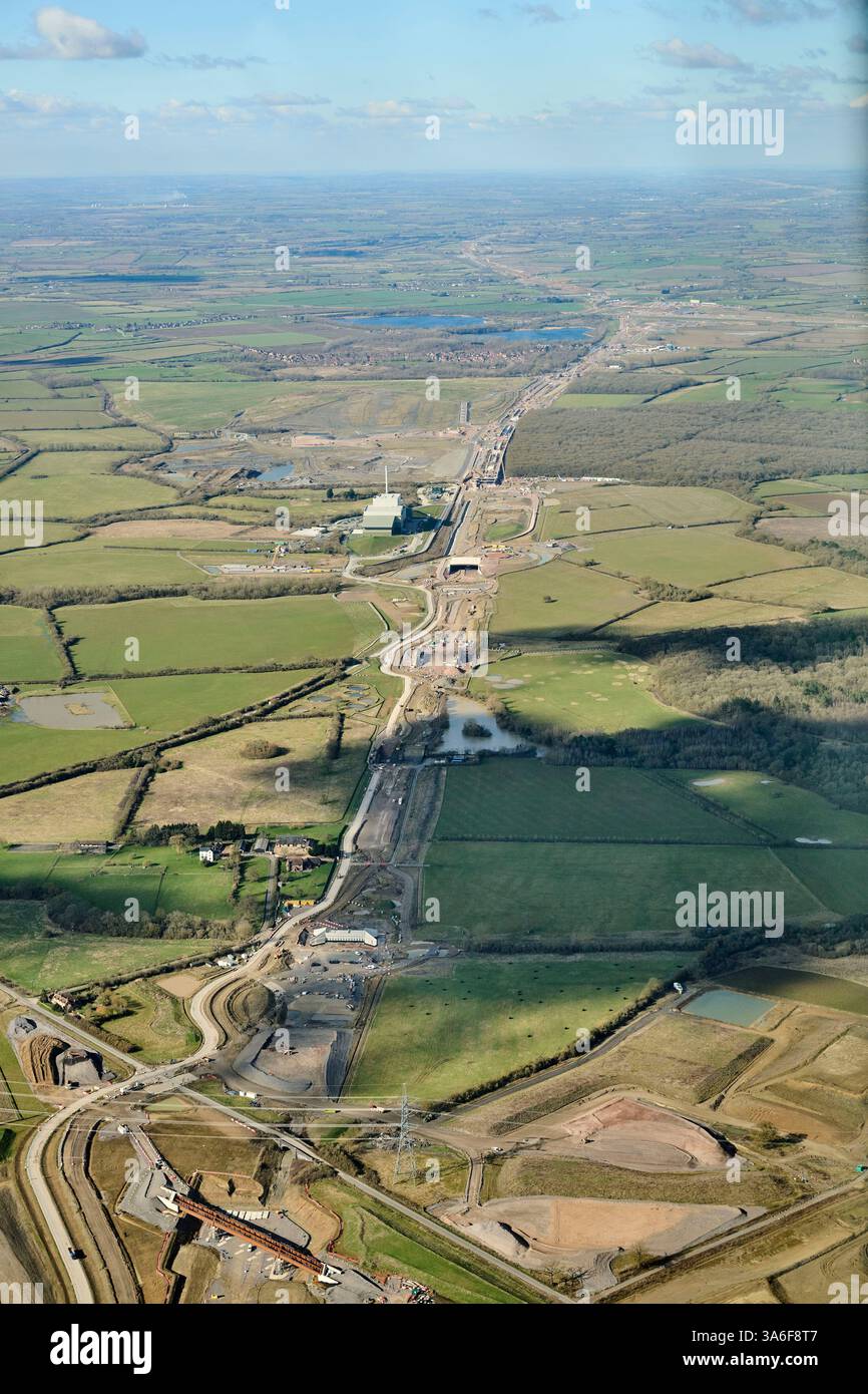 Vista aerea della nuova linea ferroviaria HS2, nel Buckinghamshire, Inghilterra sud-orientale, Regno Unito, che mostra i progressi e la forma della linea Foto Stock