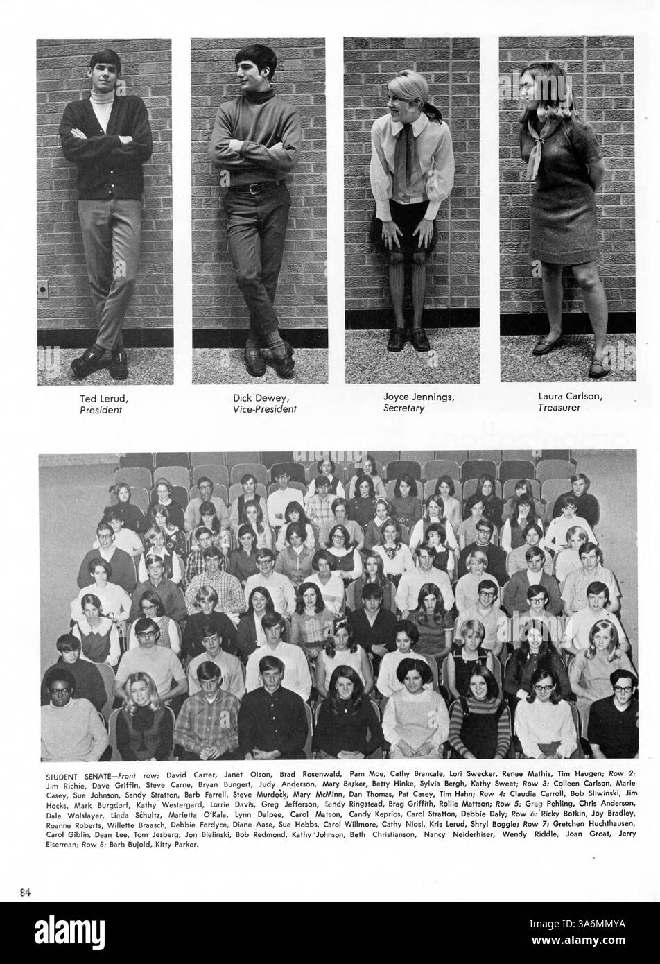 Profili '69 cattura i momenti salienti della vita studentesca al Kennedy High durante l'anno scolastico 1968-1969, comprese le attività accademiche, atletiche e sociali. Foto Stock