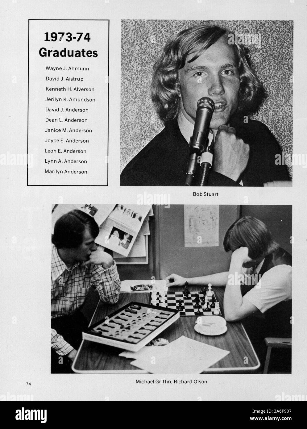 L'annuario le Normand 1974 del Normandale Community College mette in evidenza eventi accademici e sociali significativi, profili di studenti e insegnanti e i momenti chiave dell'anno scolastico 1973-1974. Questo annuale serve come record della vita degli studenti, dei contributi dei docenti e delle attività del campus durante quel periodo. Foto Stock