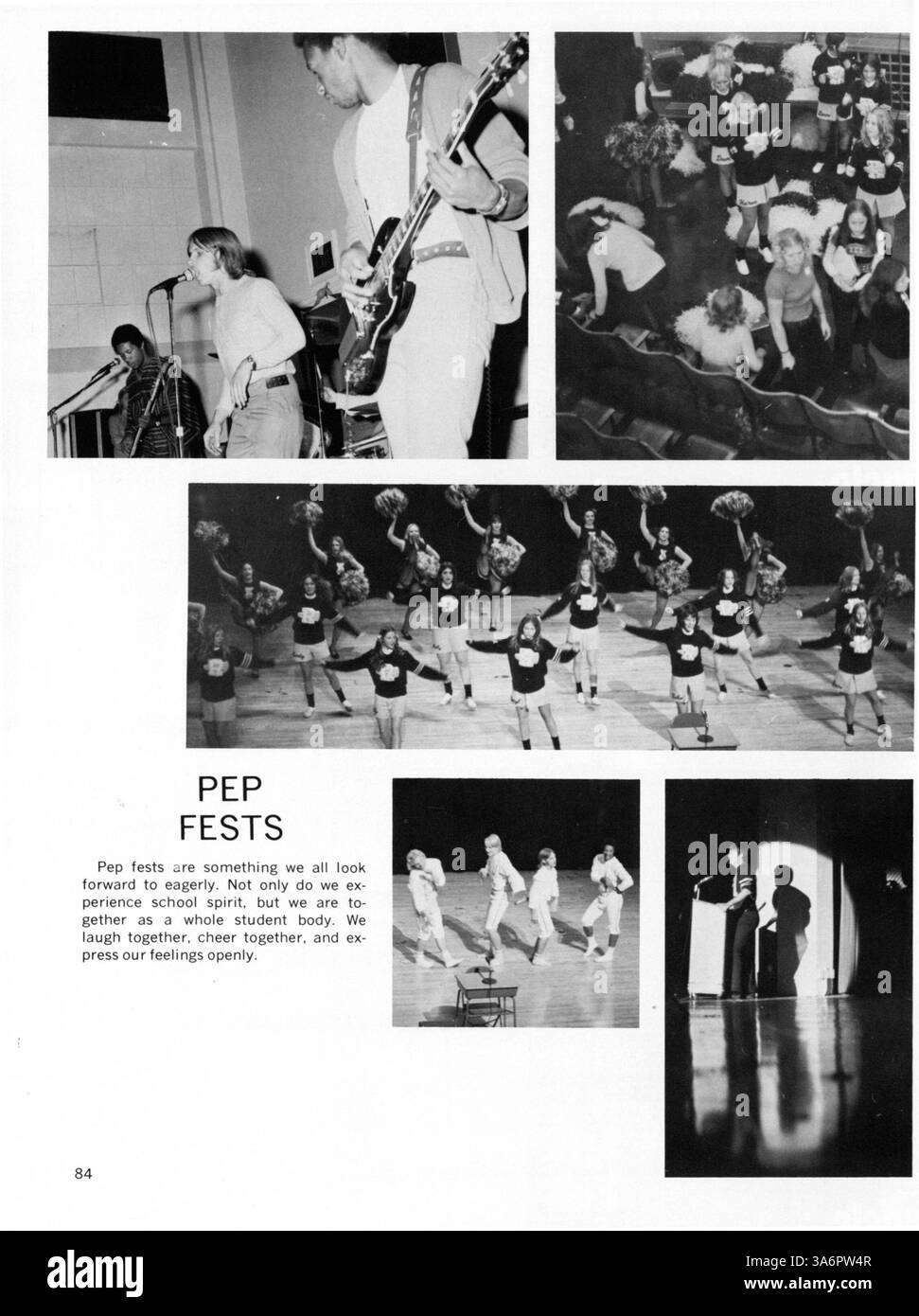 L'annuario Sagamore del 1973 della Roosevelt High School fornisce una panoramica completa delle principali attrazioni accademiche, atletiche ed extracurricolari della scuola dell'anno scolastico 1972-1973, con particolare enfasi sui contributi afroamericani. Foto Stock