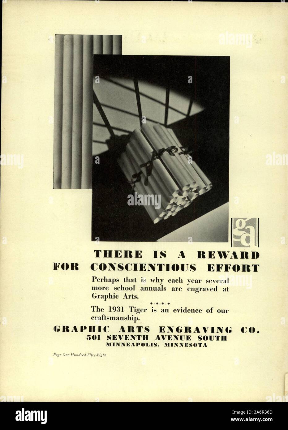 L'annuario "Tiger 1931" della South High conserva i ricordi dell'anno scolastico 1930-1931, compresi i profili di studenti e insegnanti, i risultati sportivi, i club scolastici e la storia afroamericana all'interno dell'ambiente scolastico. Foto Stock